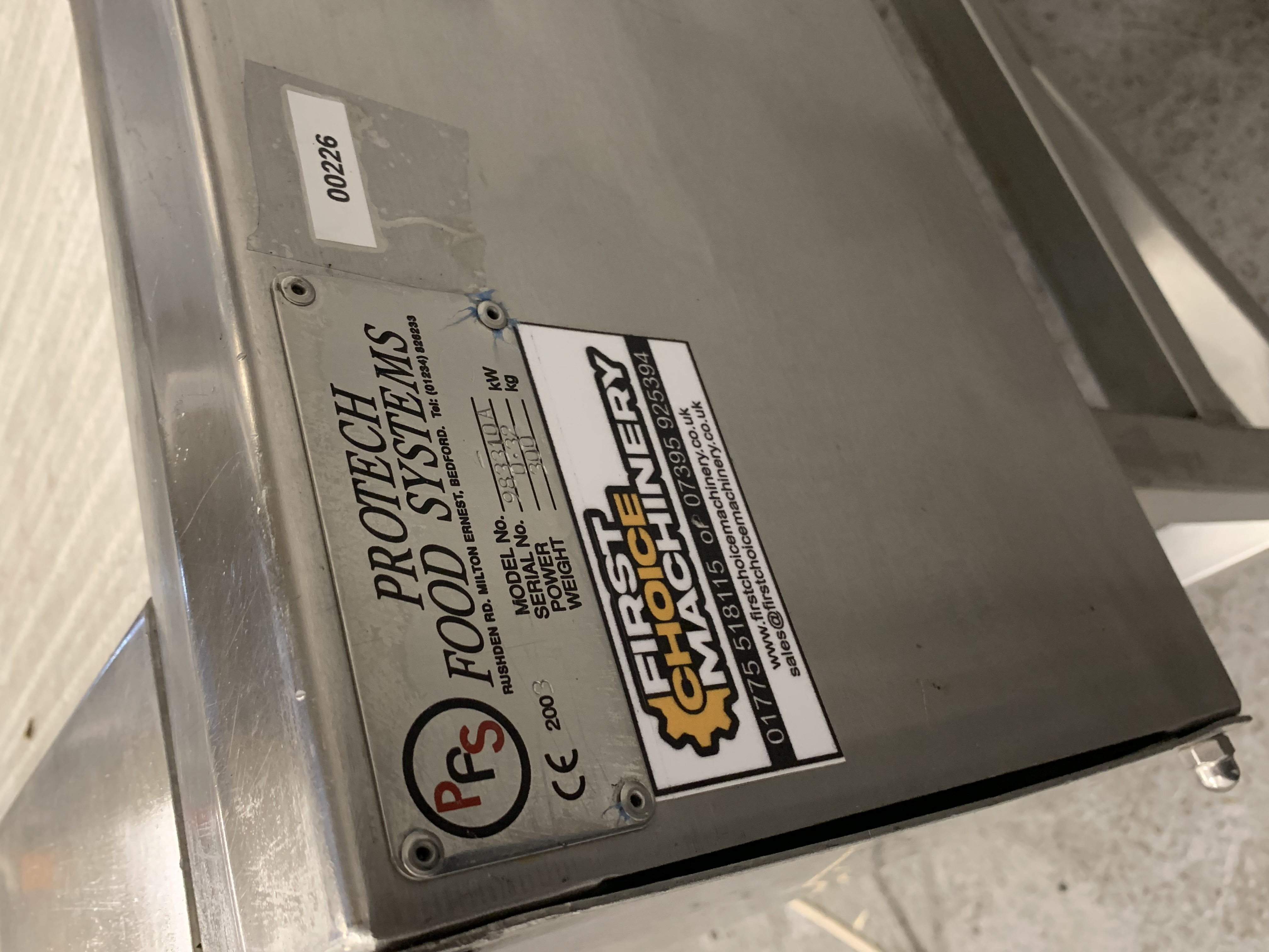 Used Used Sanitiser tunnel/crate washer