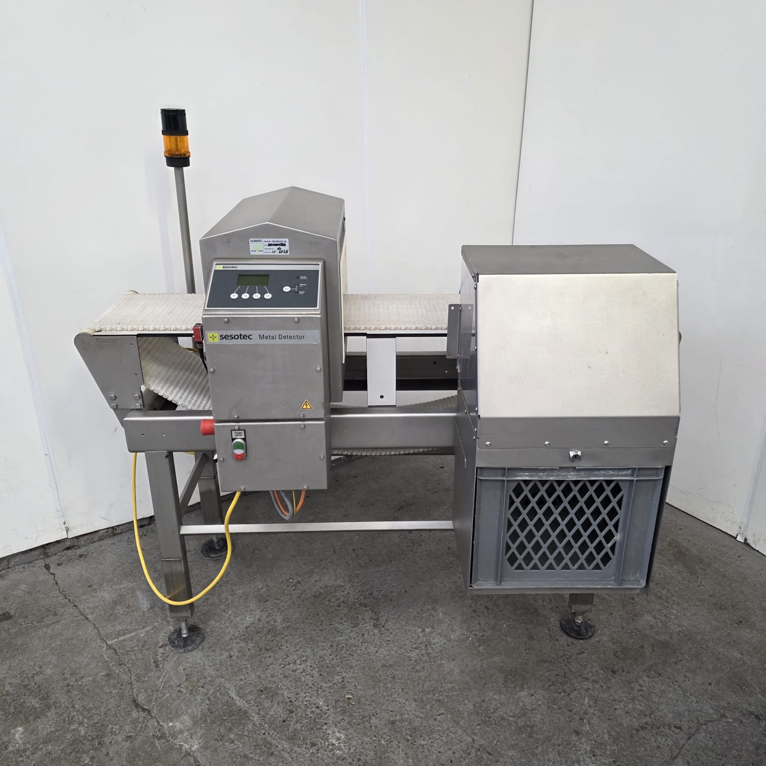 Used Sesotho Varicon Metal Detector