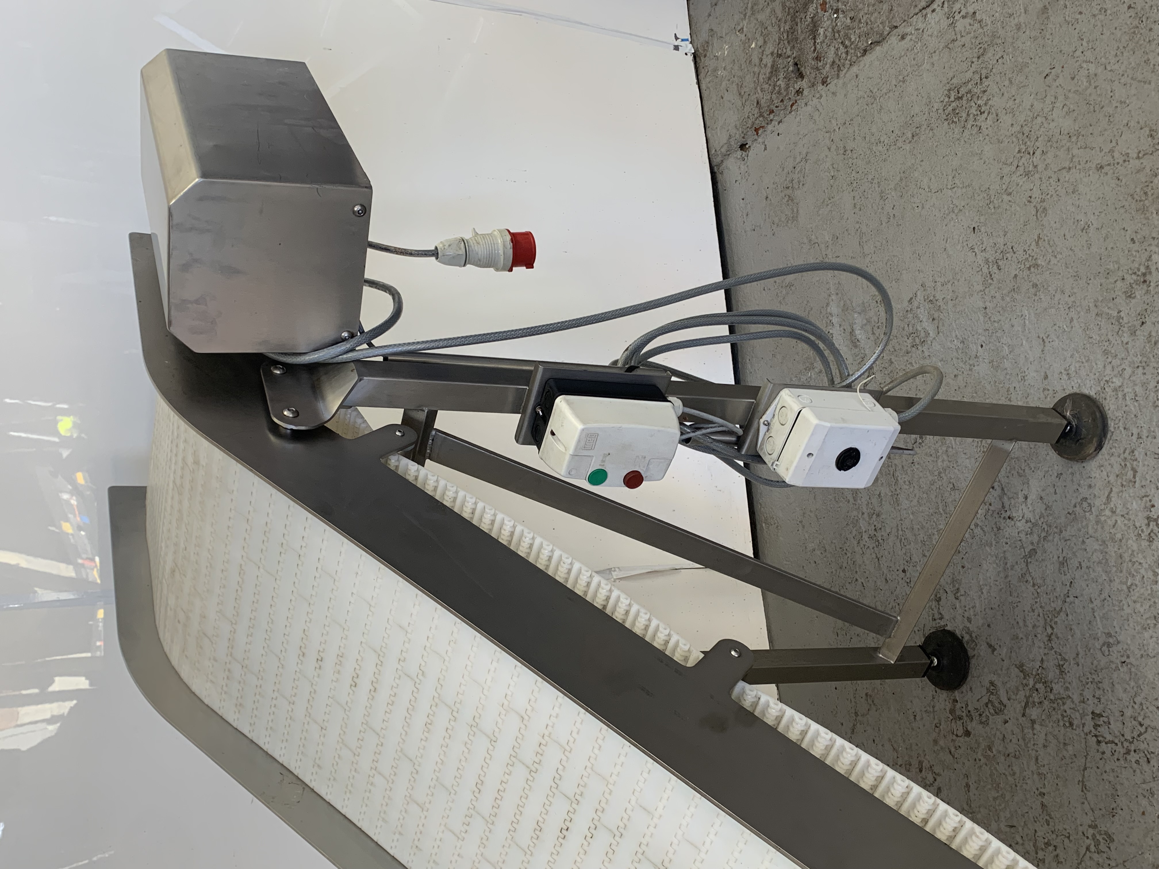 Used Used Incline Conveyor