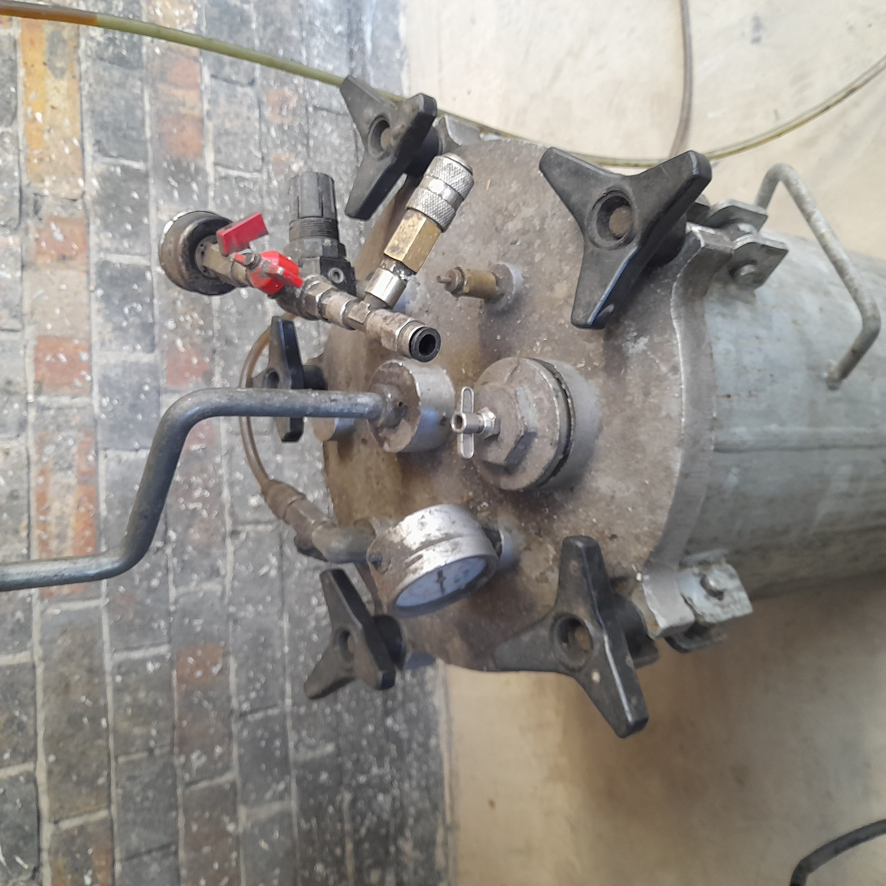 Used Purdy Labeller & Glue Pot