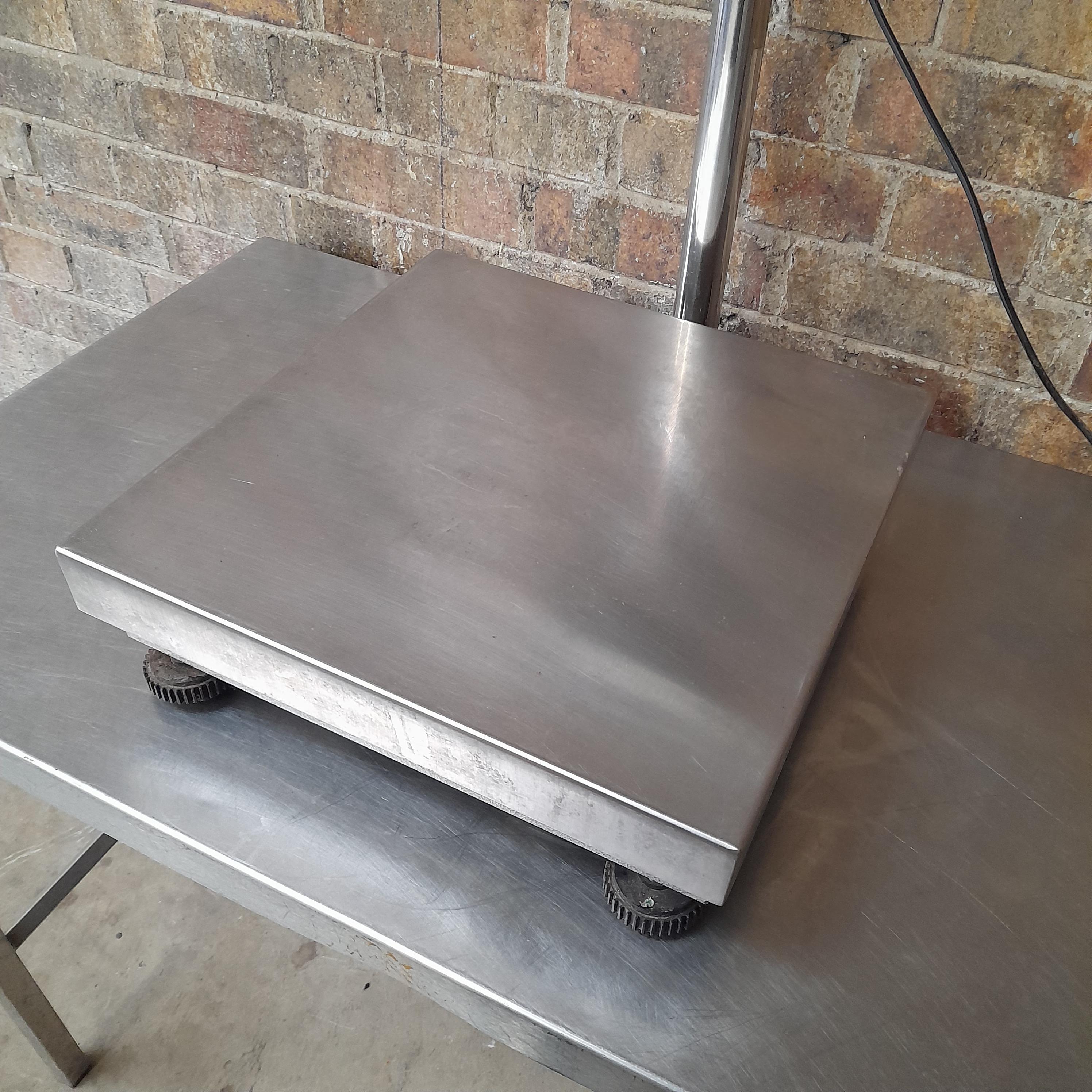 Used Marsden I-400 Table Top Scales