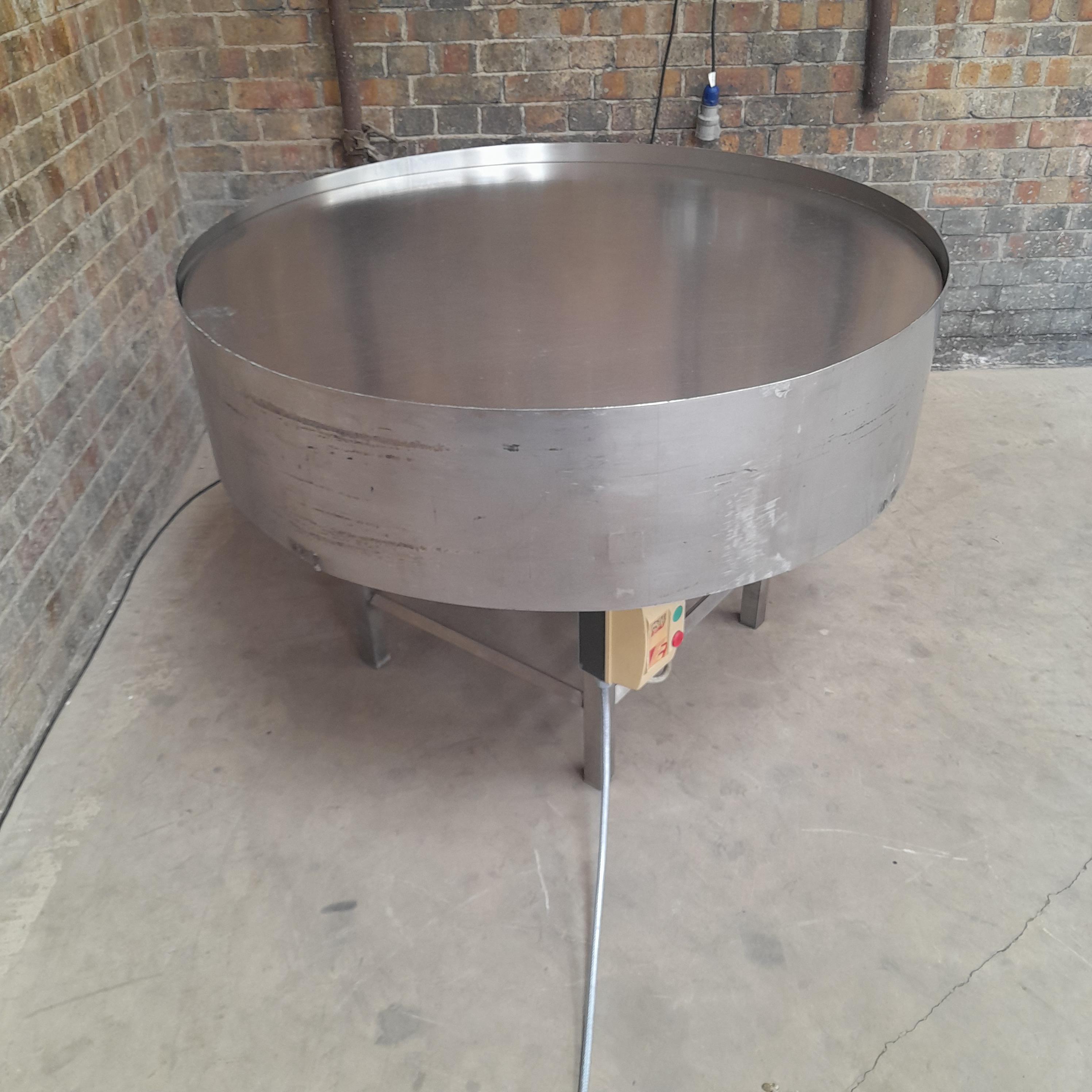 Used Used Unitech Rotary Table