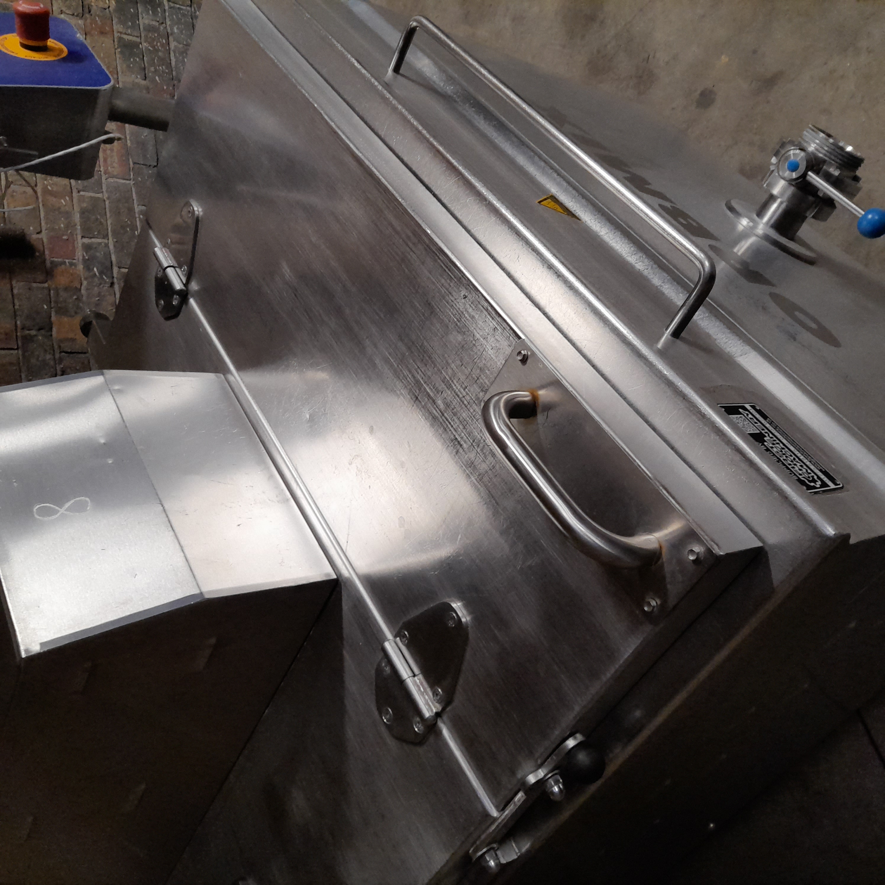 Used Orb Mix Heating Vessel