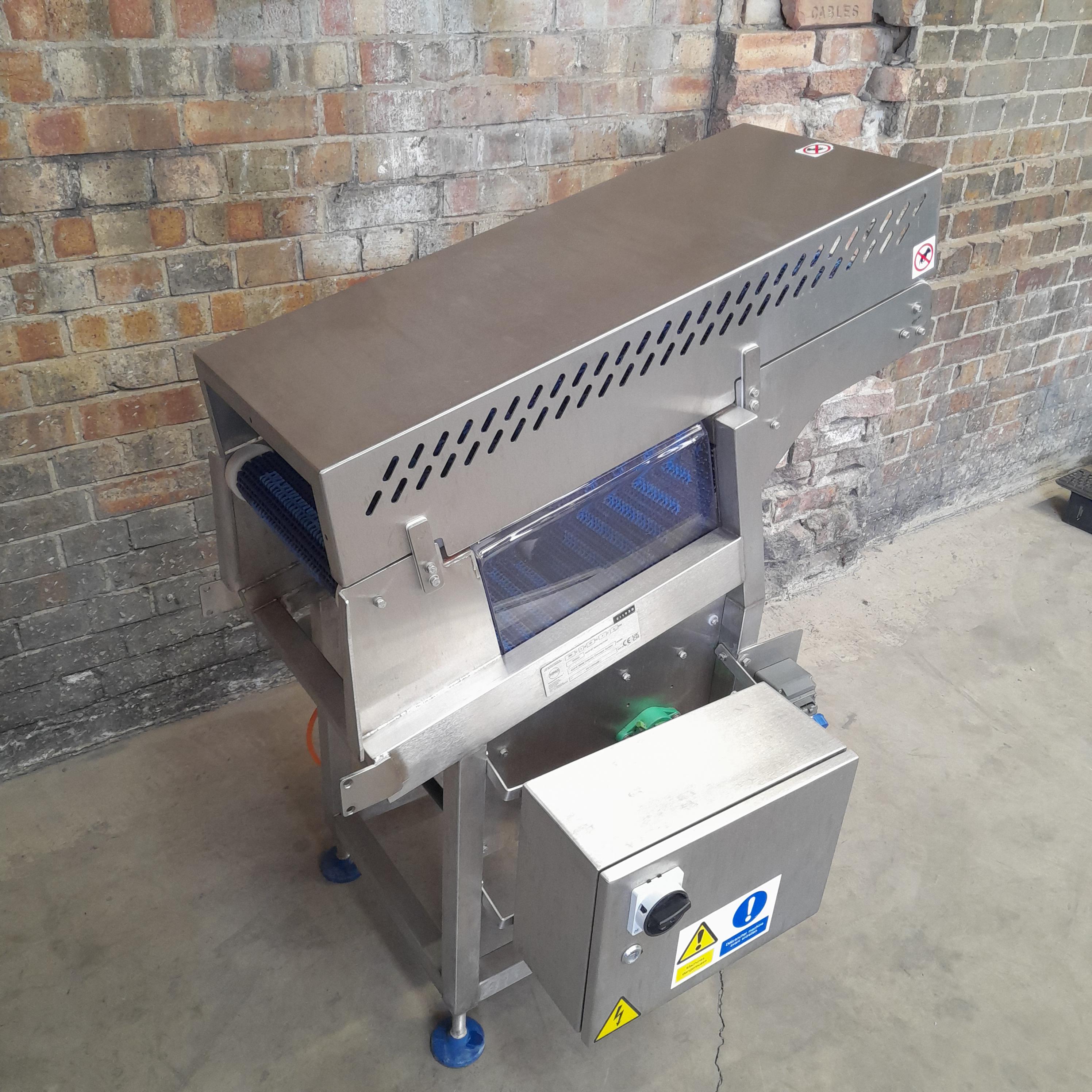 Used Used 2022 LOMA (IQ3) Systems Incline Conveyor