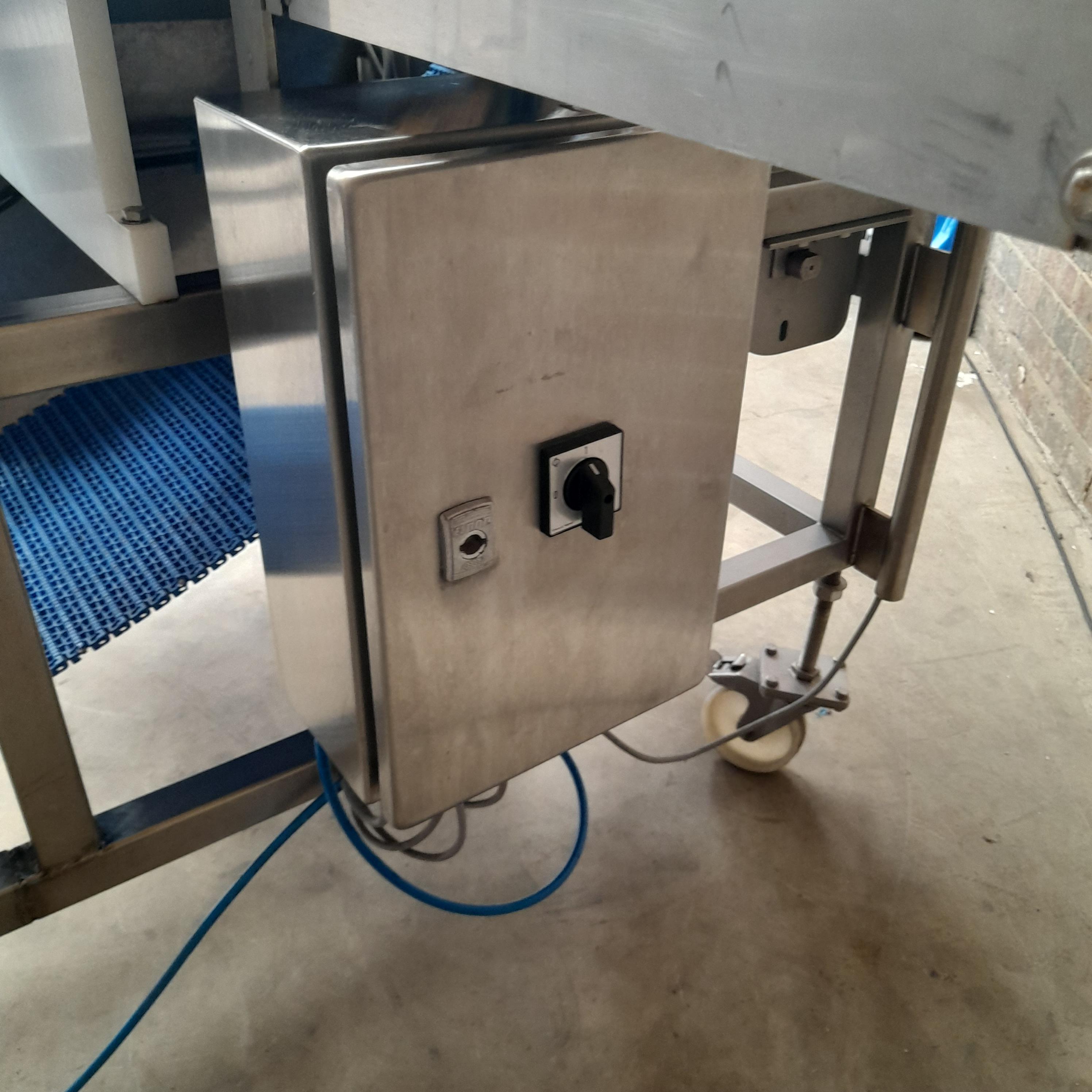 Used Sartorius BMK4 Metal Detector