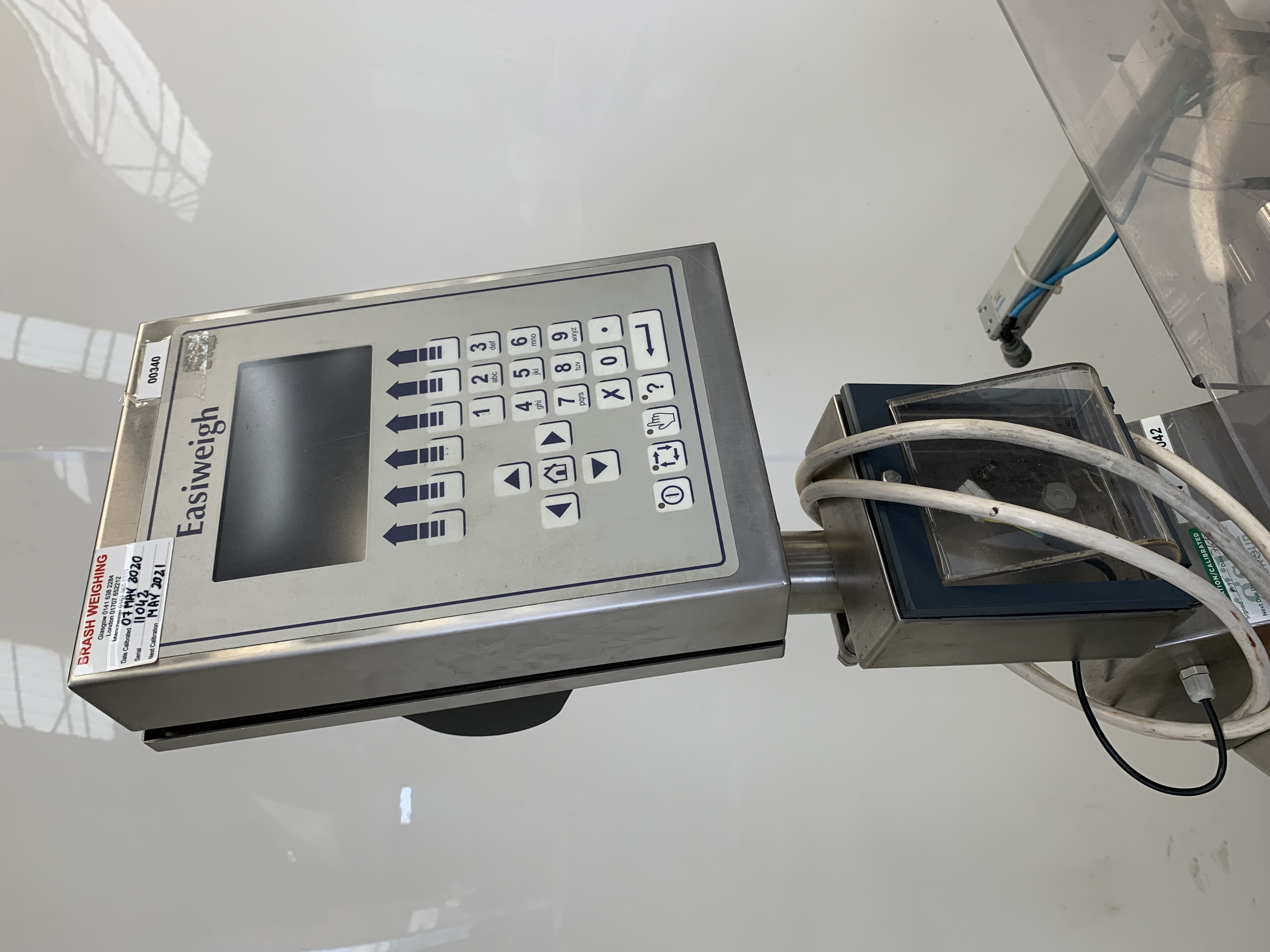 Used Easiweigh Fortress Metal Detector