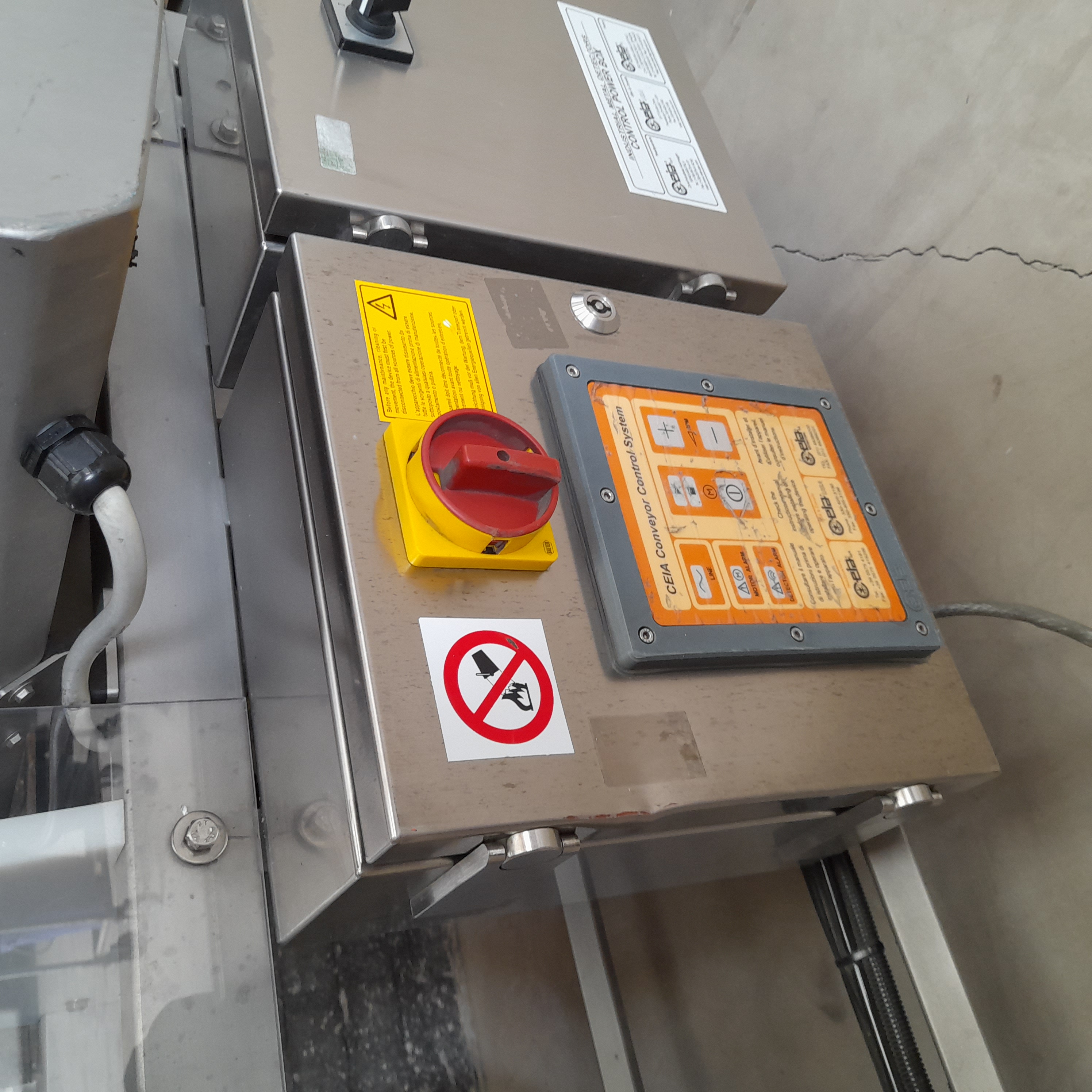 Used Ceia (THS/MN) Metal Detector