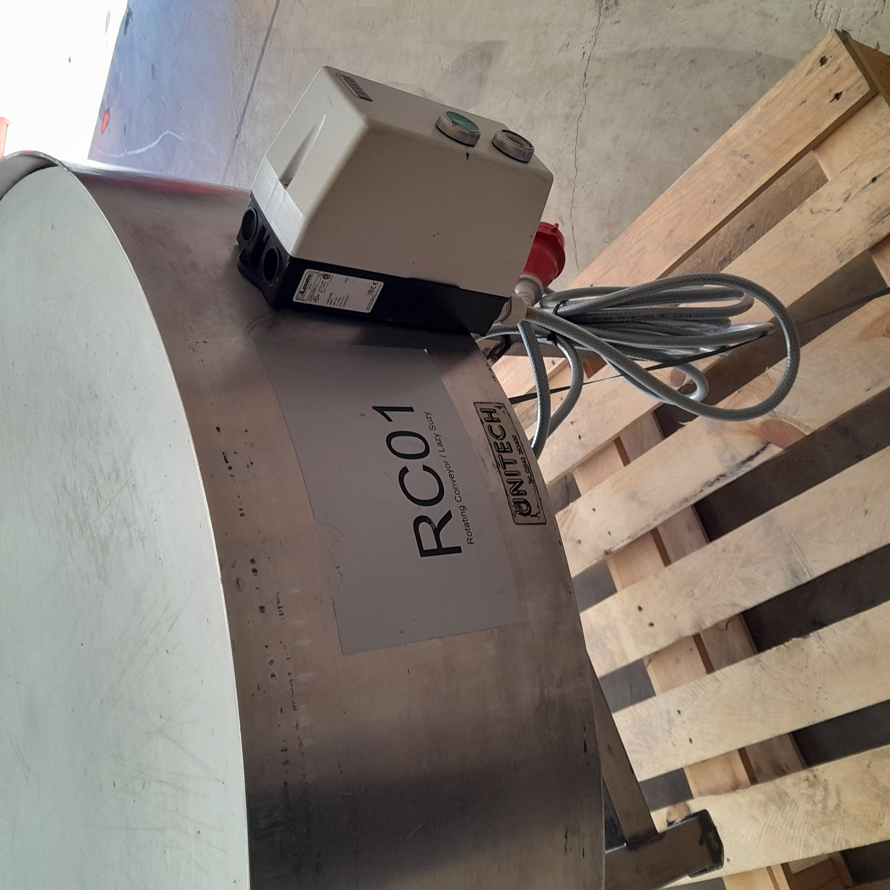 Used Uni Tech Rotary Table