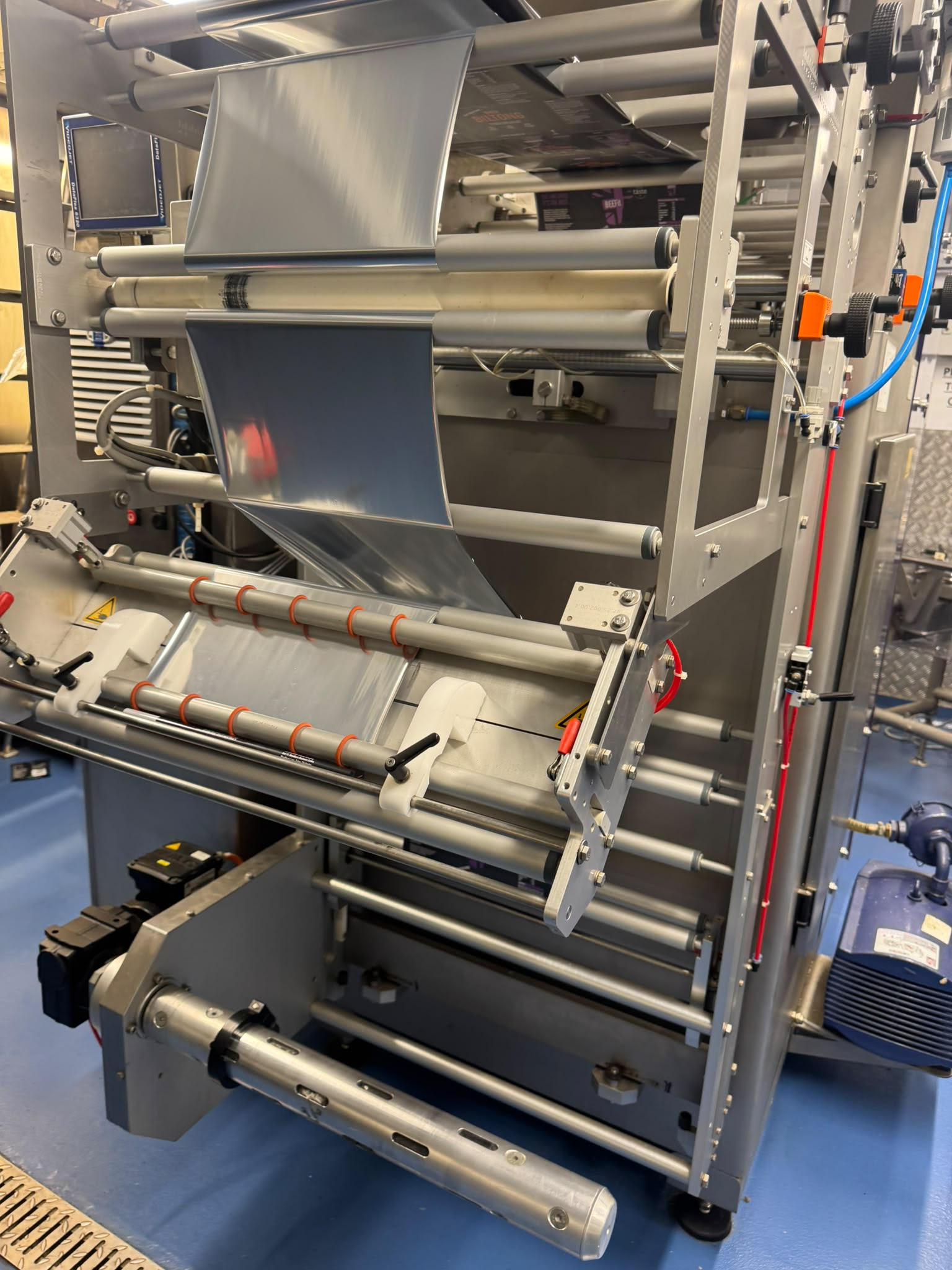 Used USED - 2019 Wolf VPC 250 Stainless Steel VFFS Bagger (with Videojet 6320 & Euroslot Jaws)