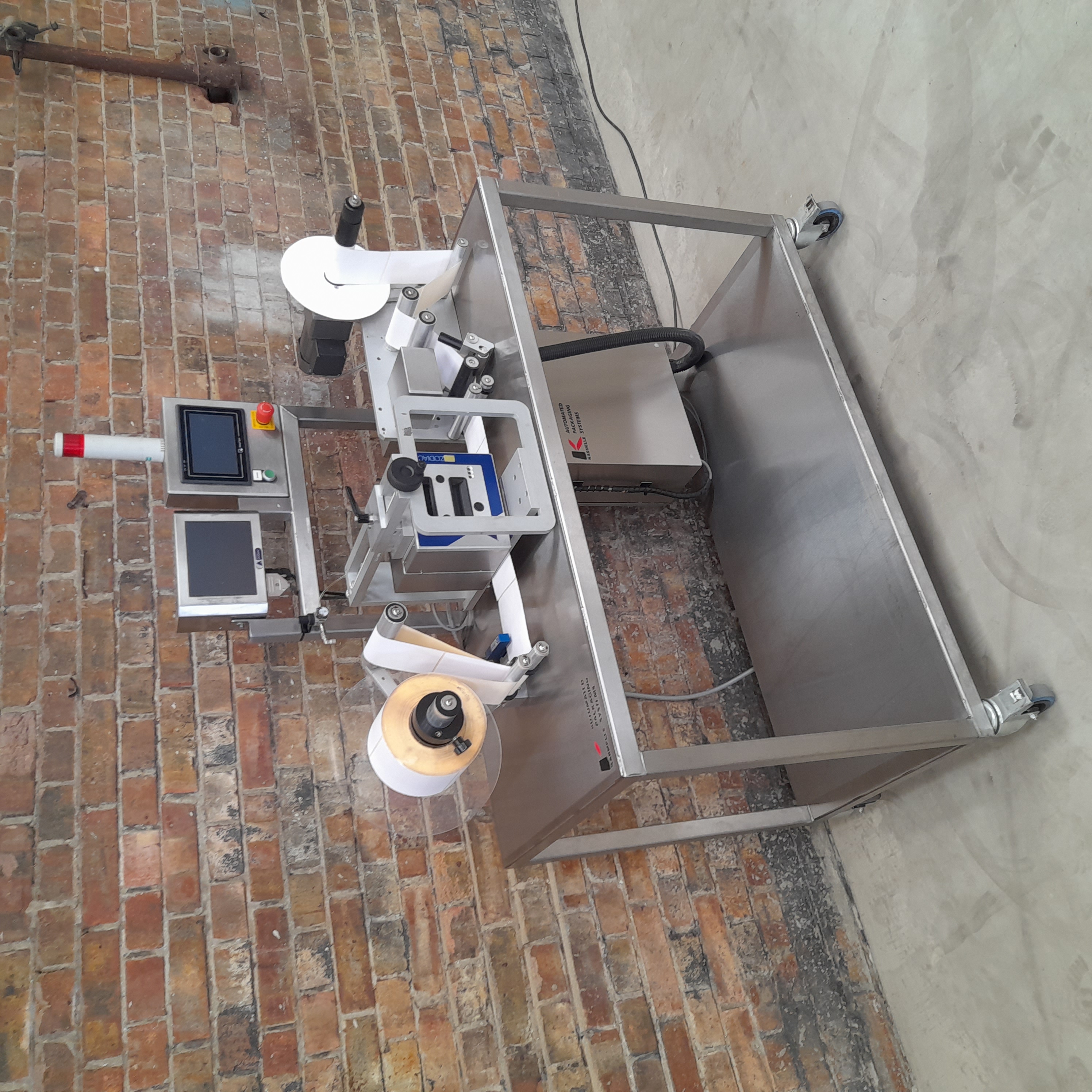 Used Side-Apply Labeller Station