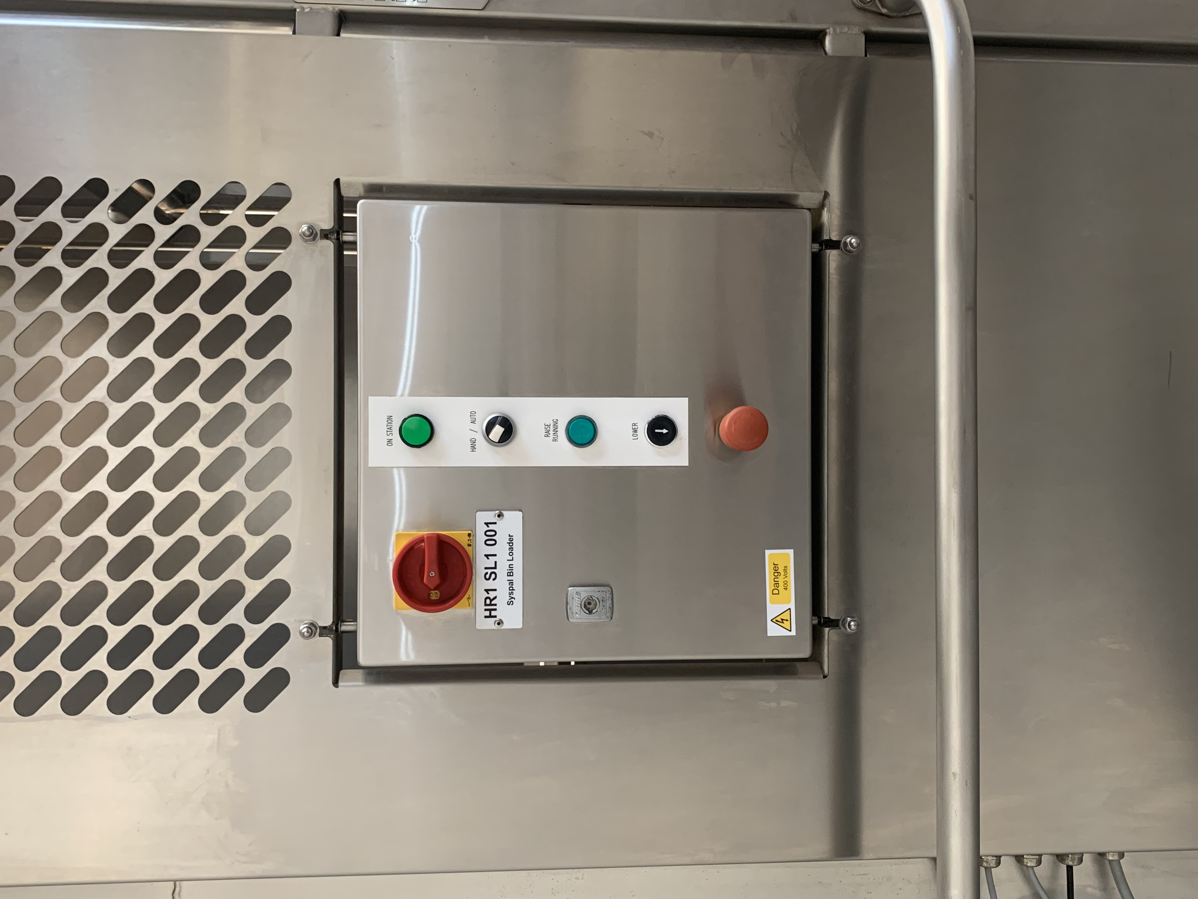 Used Unused Syspal Tote Bin Loader HR1