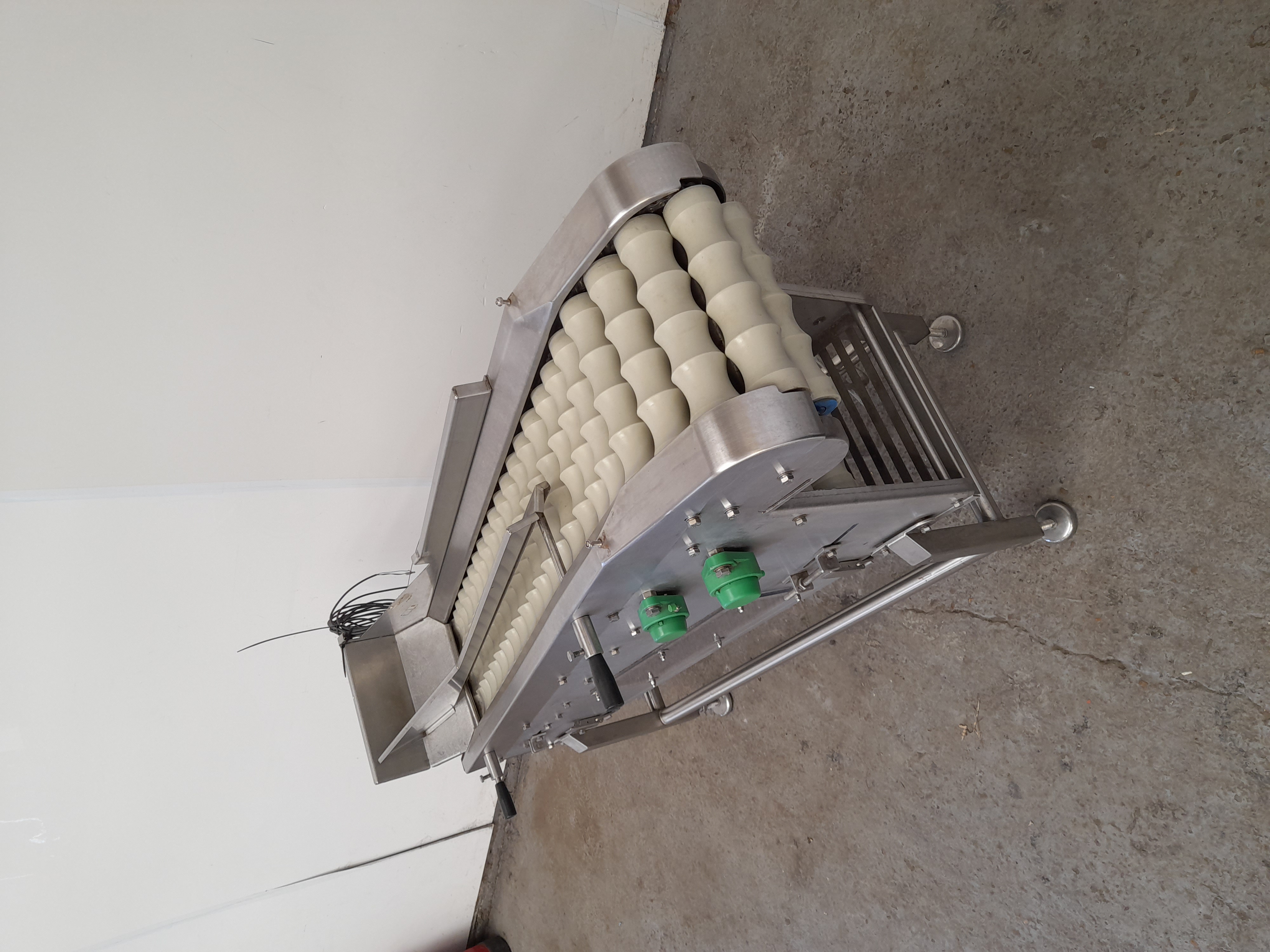 Used Incline Roller Conveyor