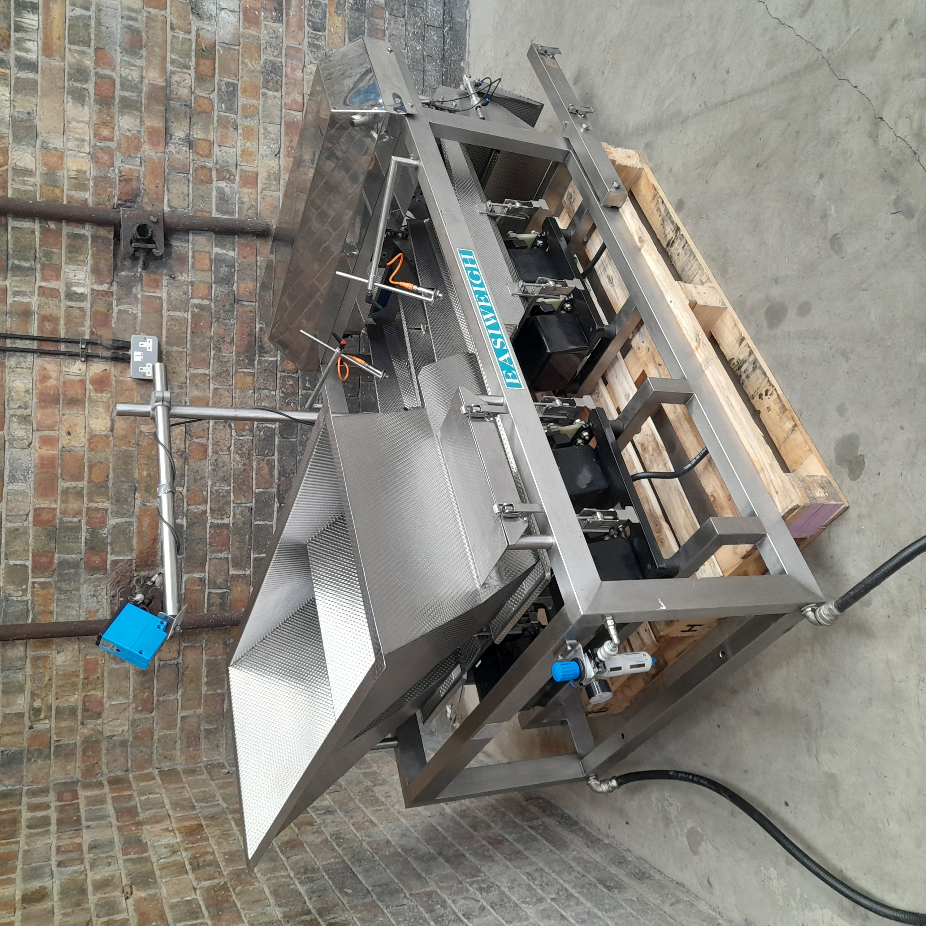 Used Gainsborough Engineering Vertical Form Fill Seal Line