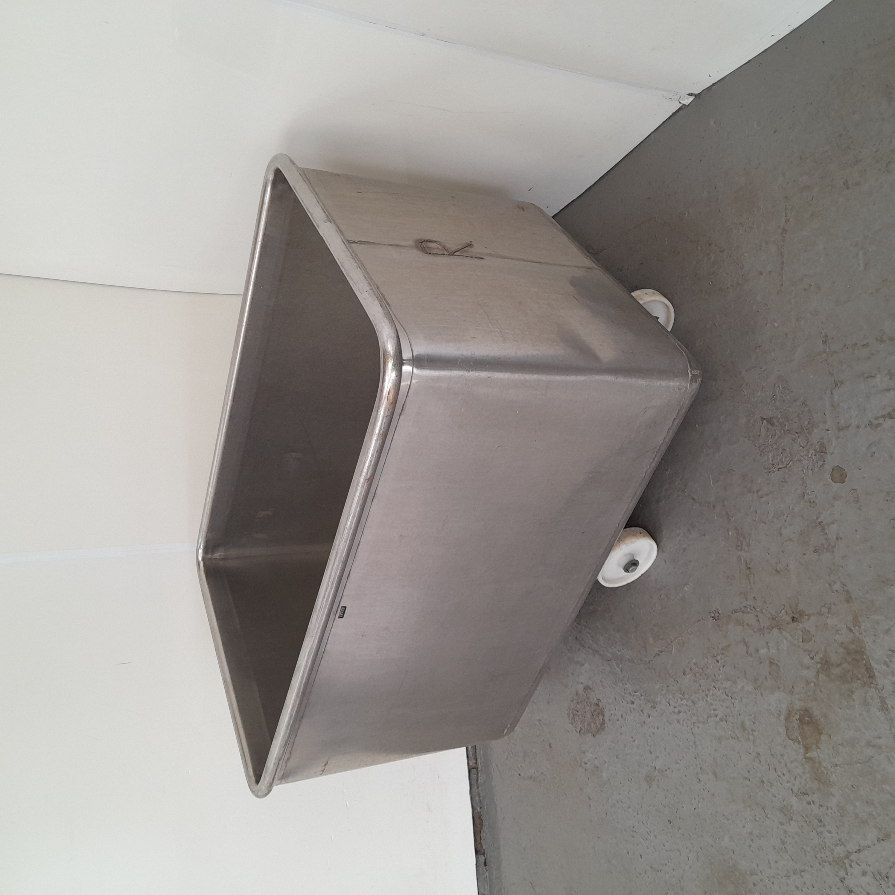 Used Tote Bin 400L