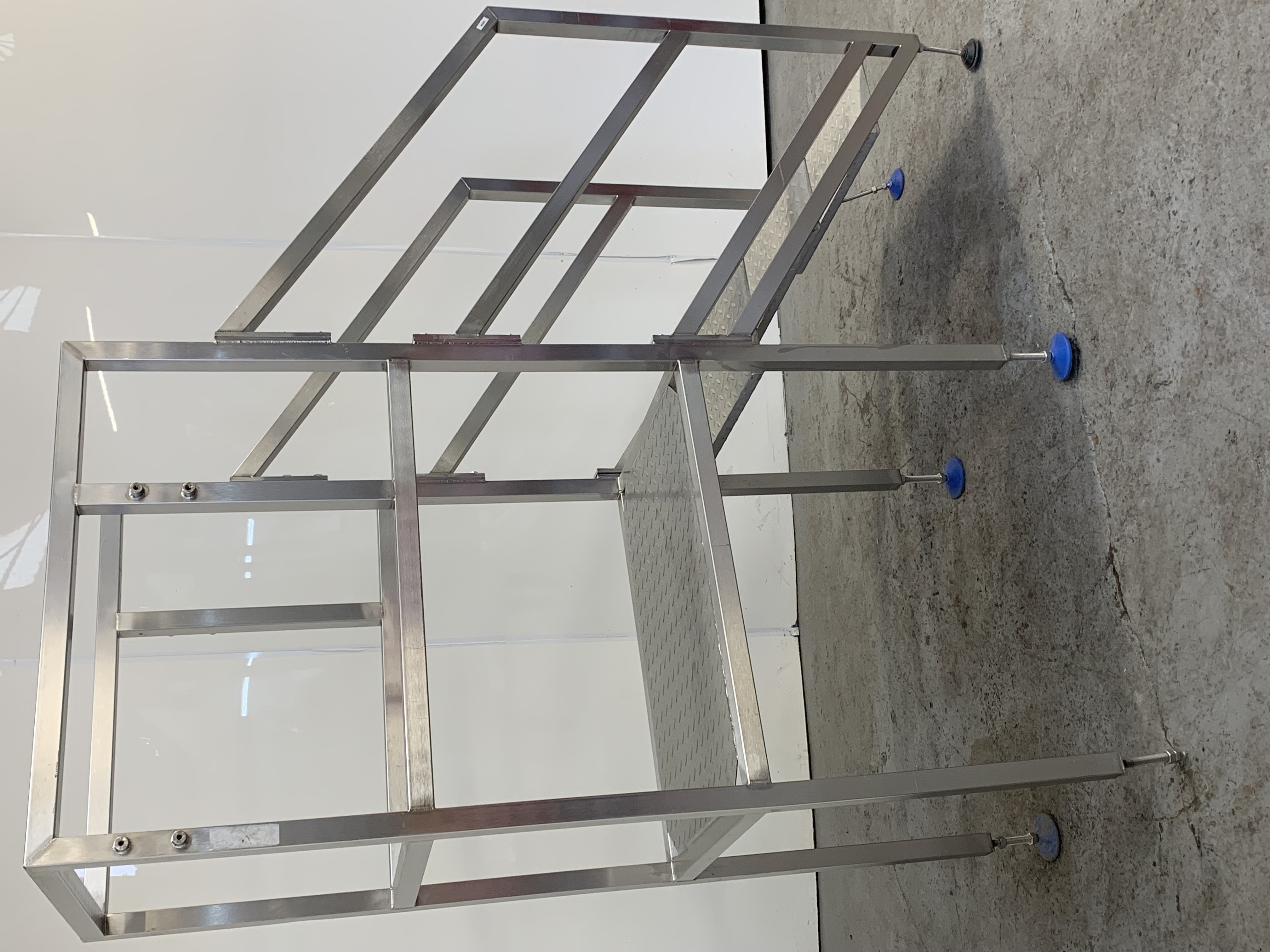 Used Used Stairs with Platform