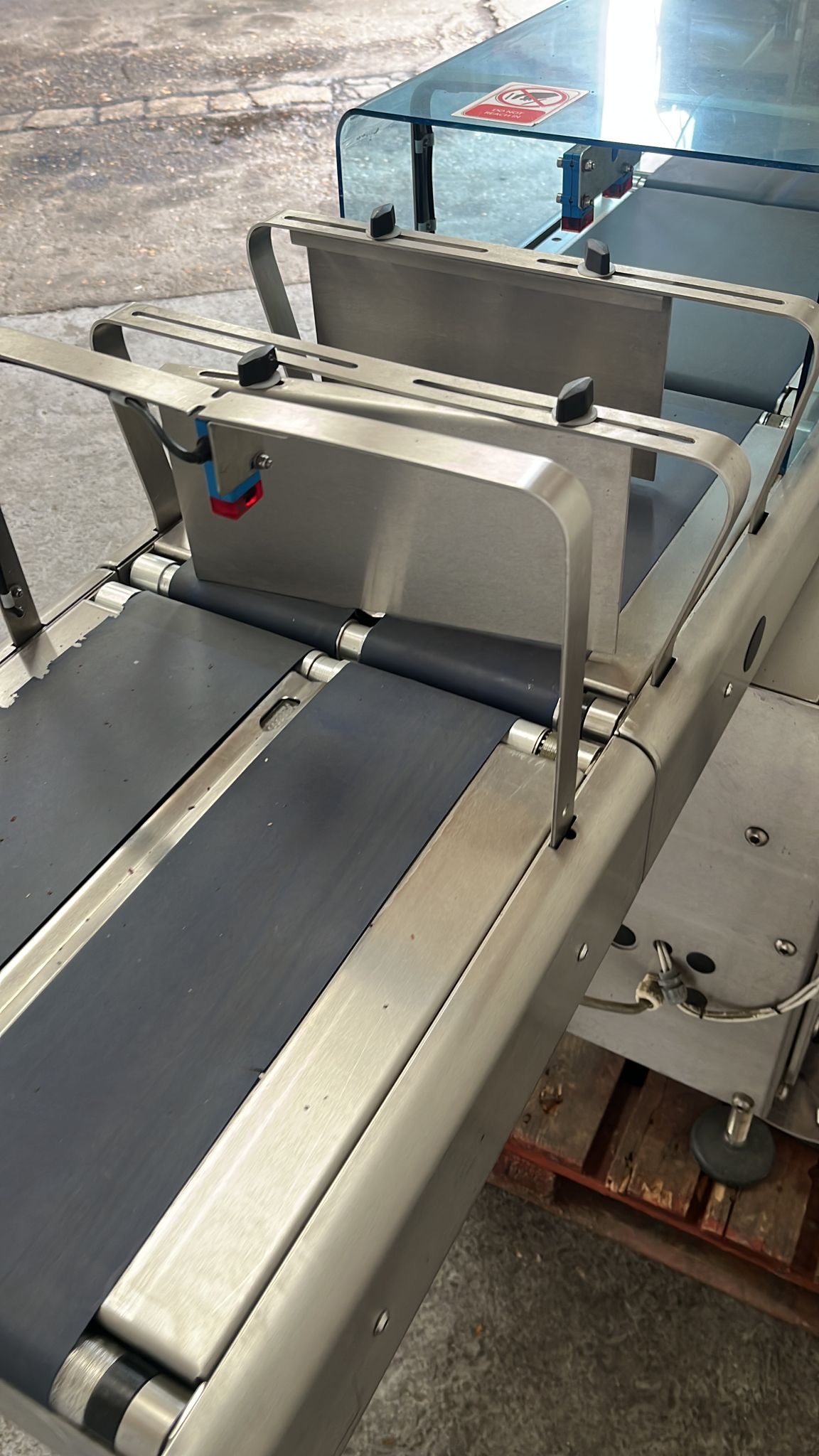 Used Merel Checkweigher and Label Applicator