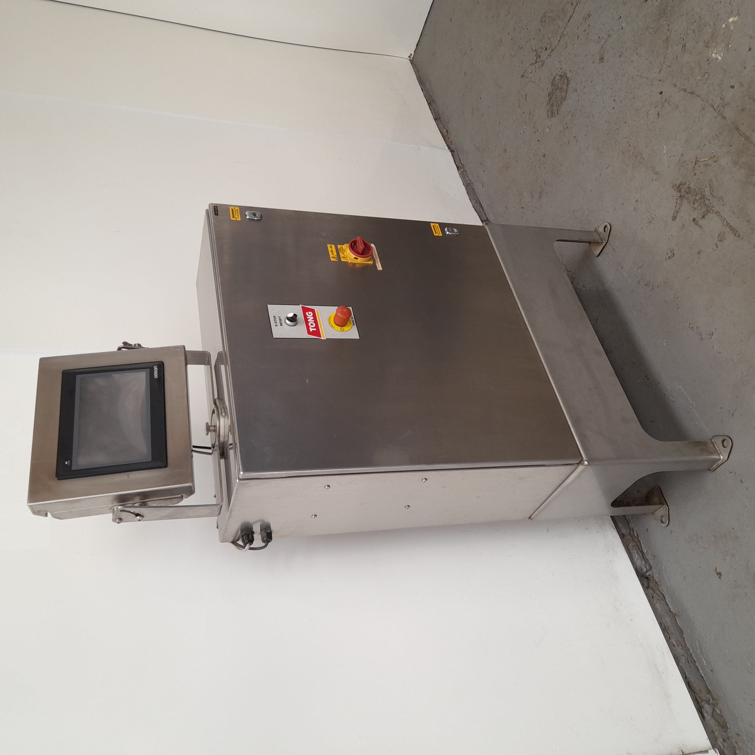 Used 2016 Tong Conveyor