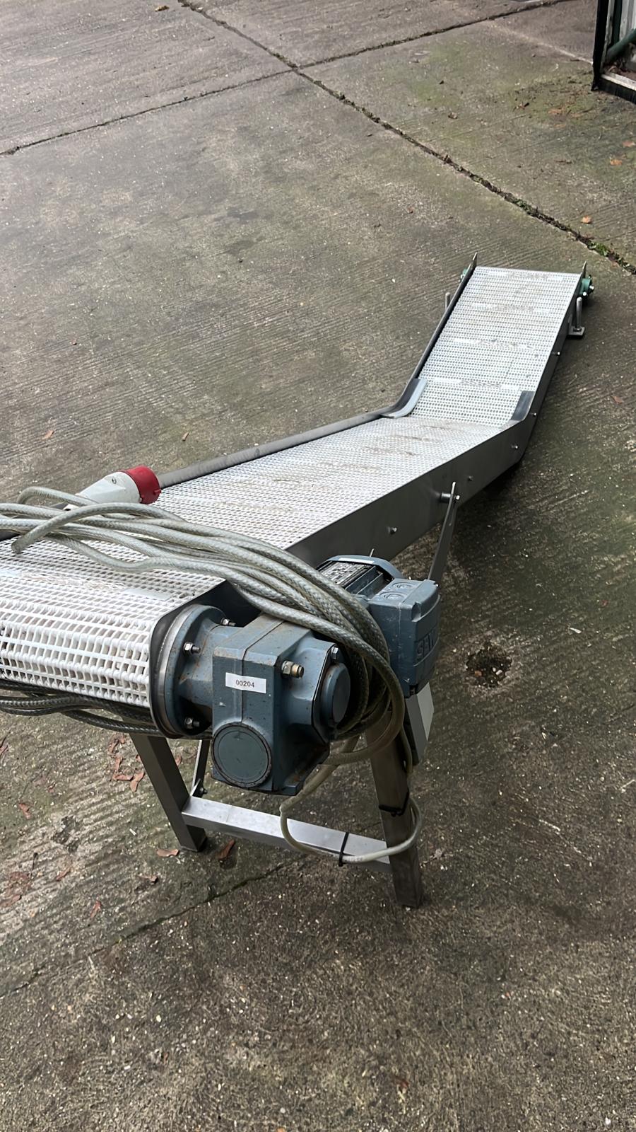 Used Incline Conveyor