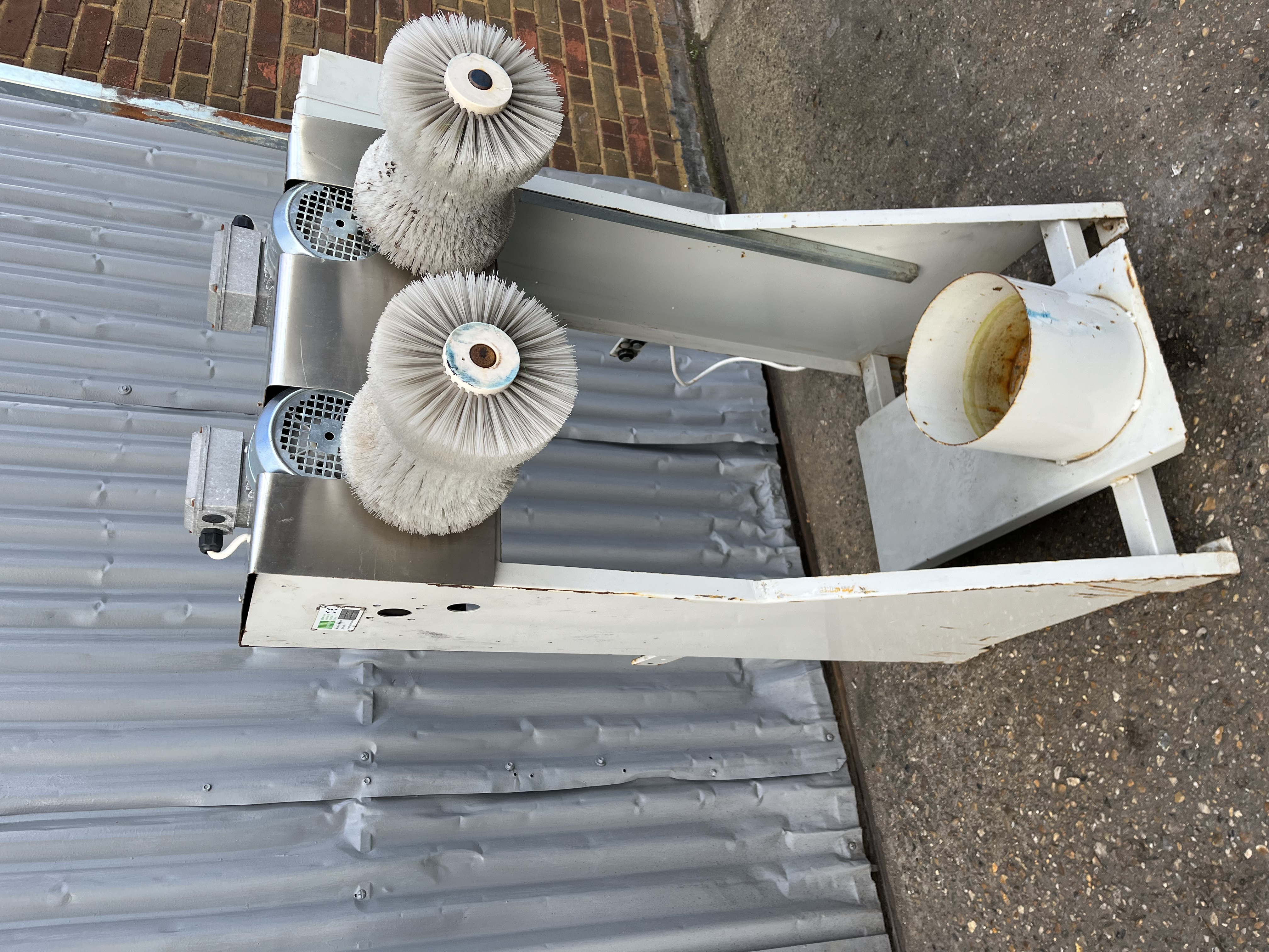 Used Used Sorma net applicator 