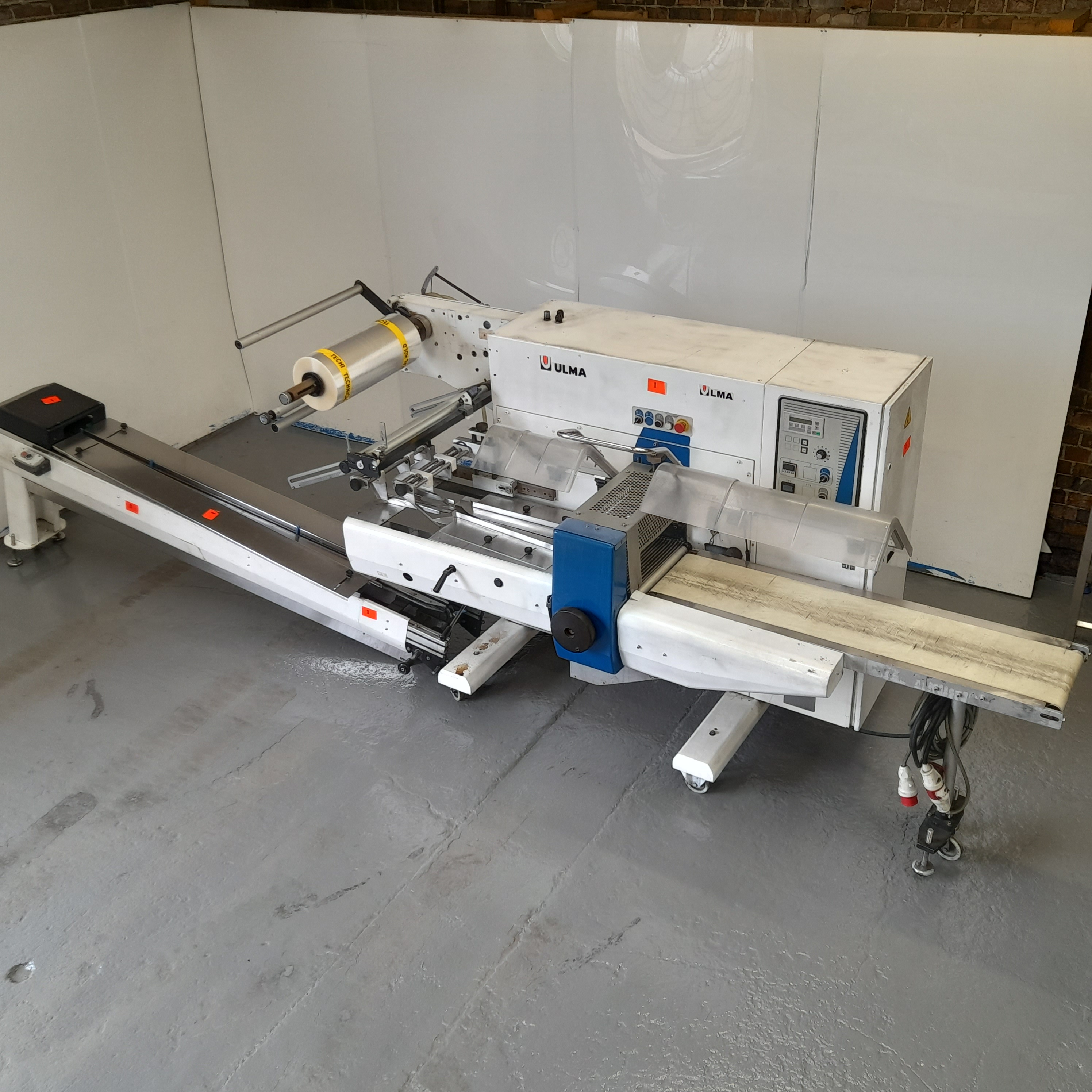 Used 2000 Ulma Atlanta Flow Wrapper