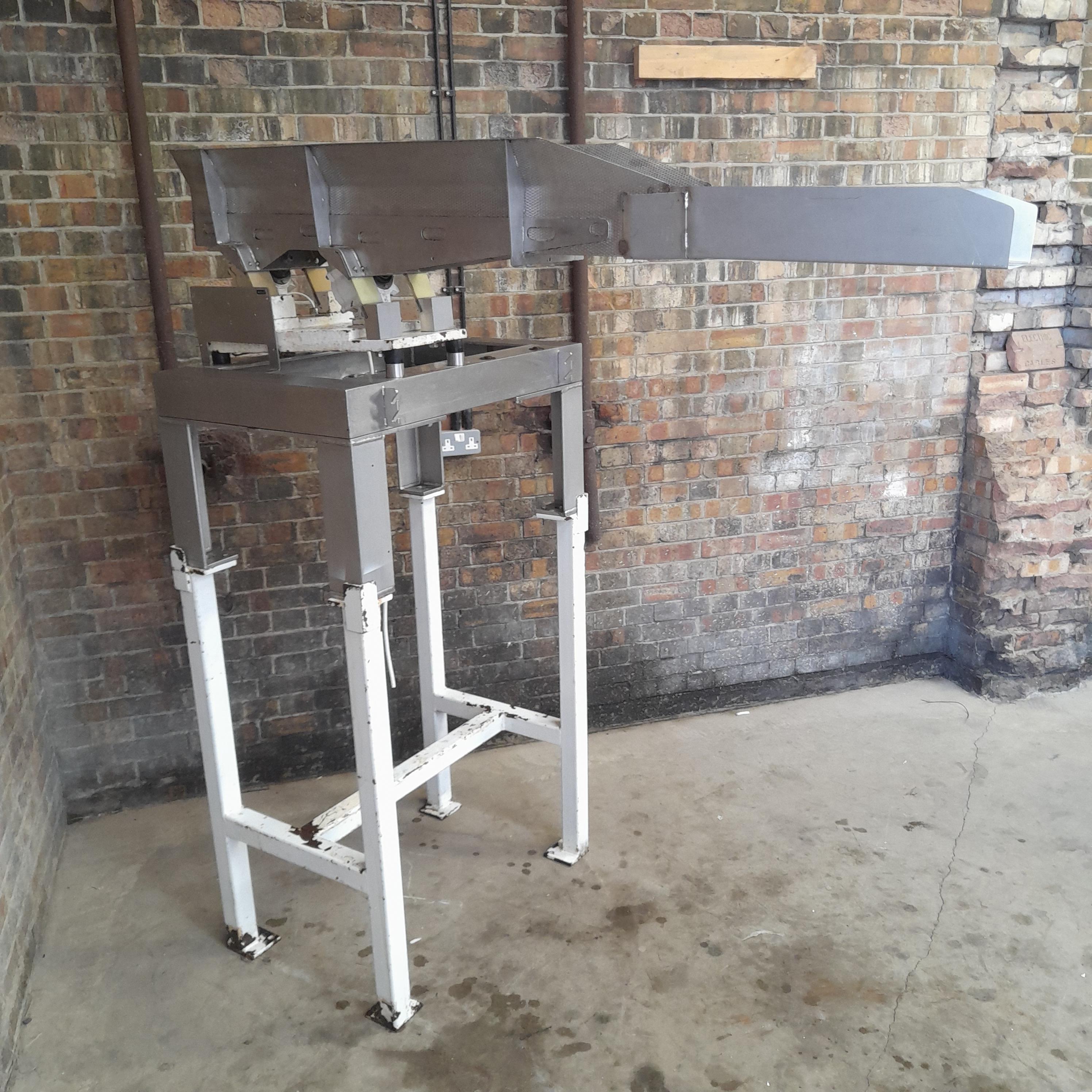 Used Vibratory Feeder