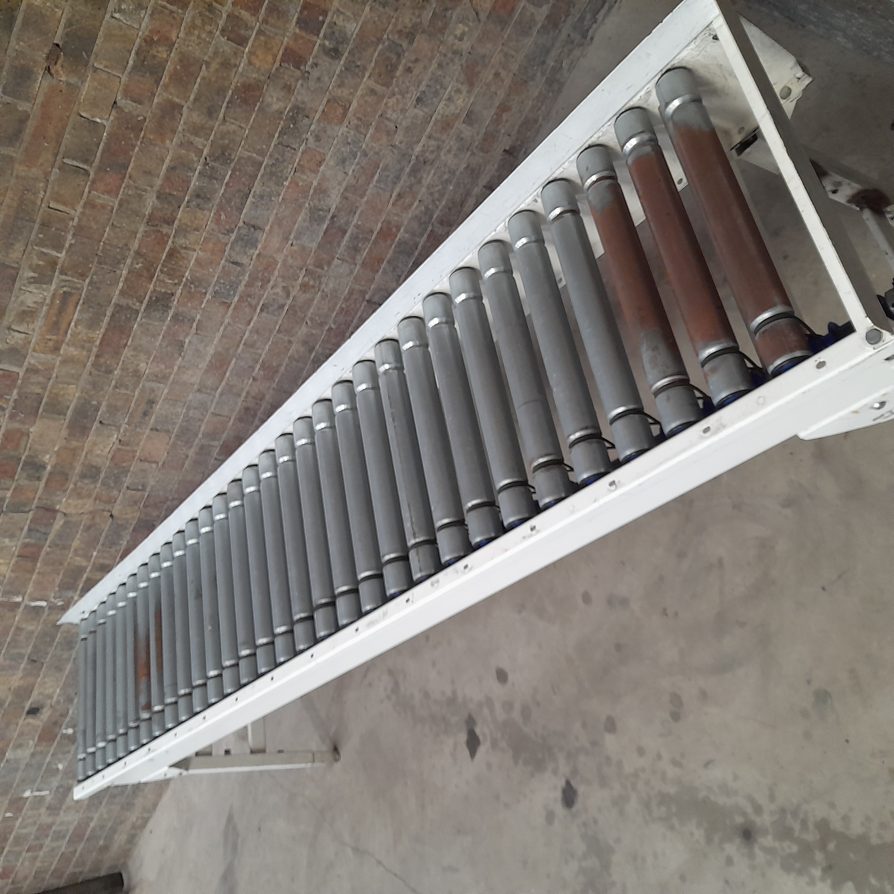 Used Straight Roller Conveyor