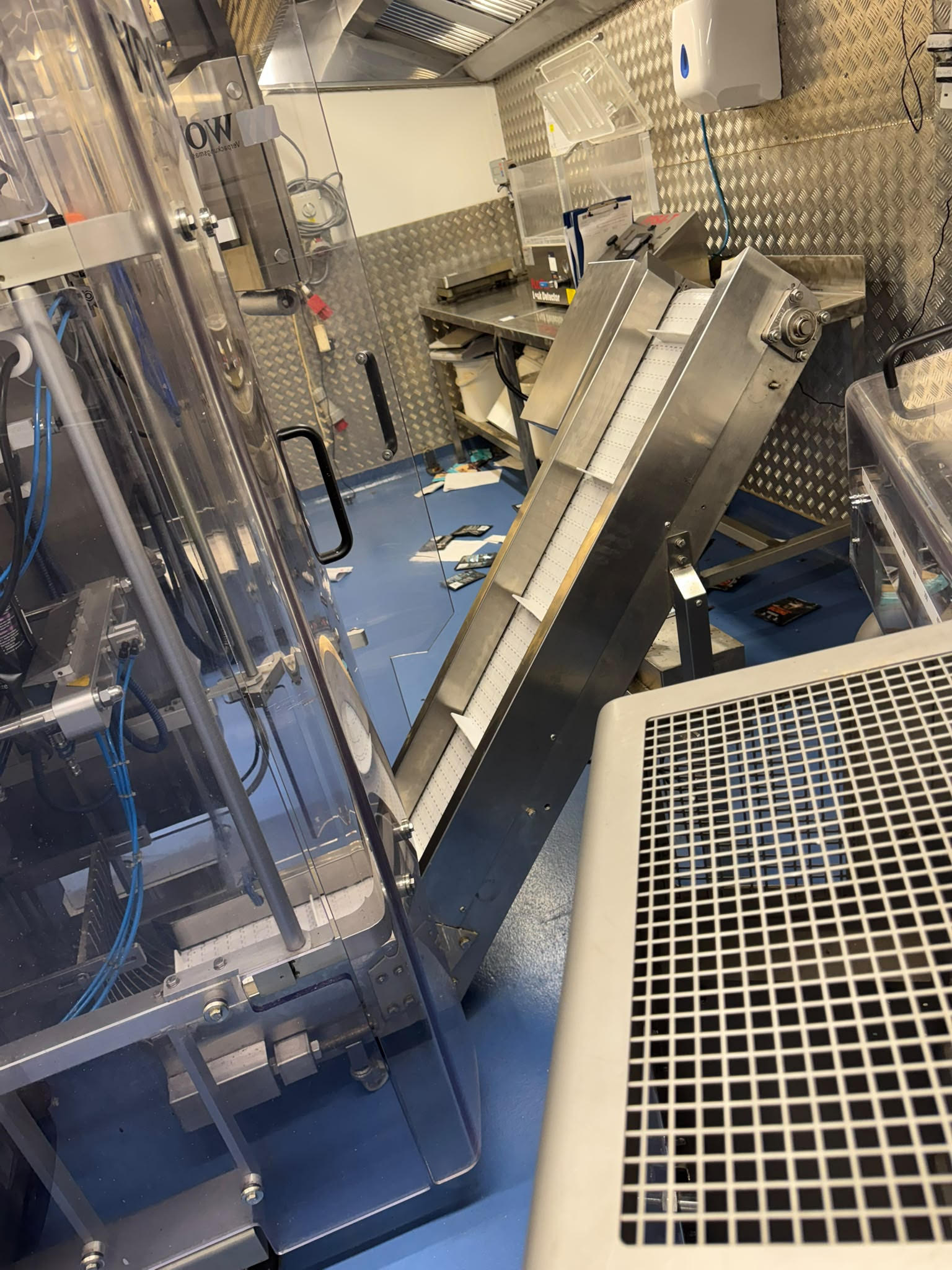 Used USED - 2019 Wolf VPC 250 Stainless Steel VFFS Bagger (with Videojet 6320 & Euroslot Jaws)