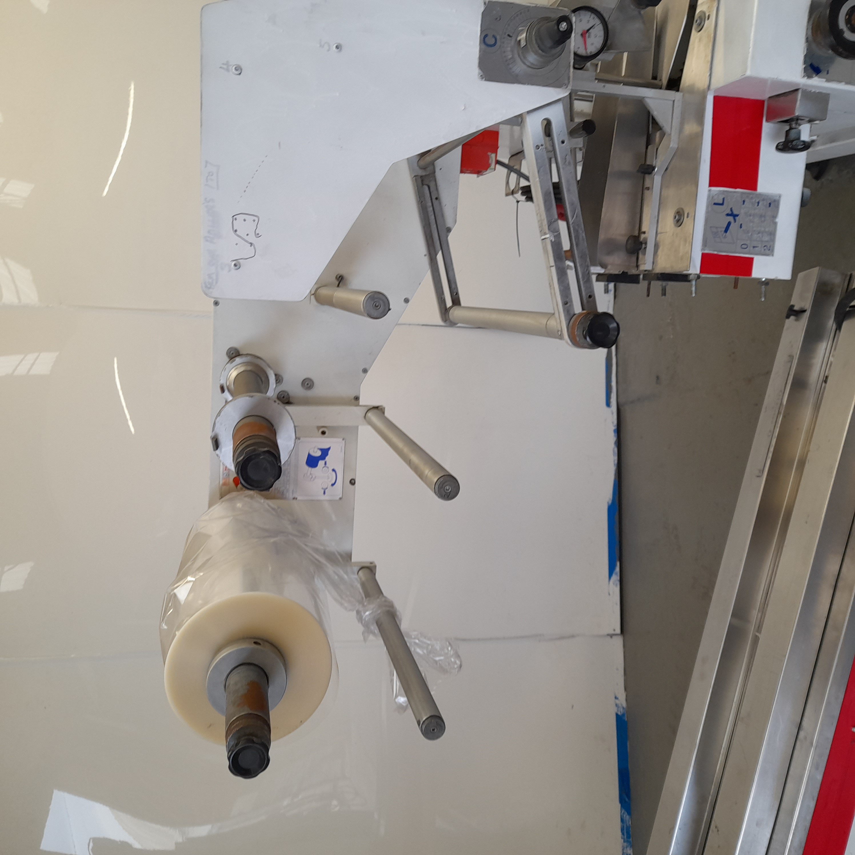 Used Record Panda 2000 Flow Wrapper