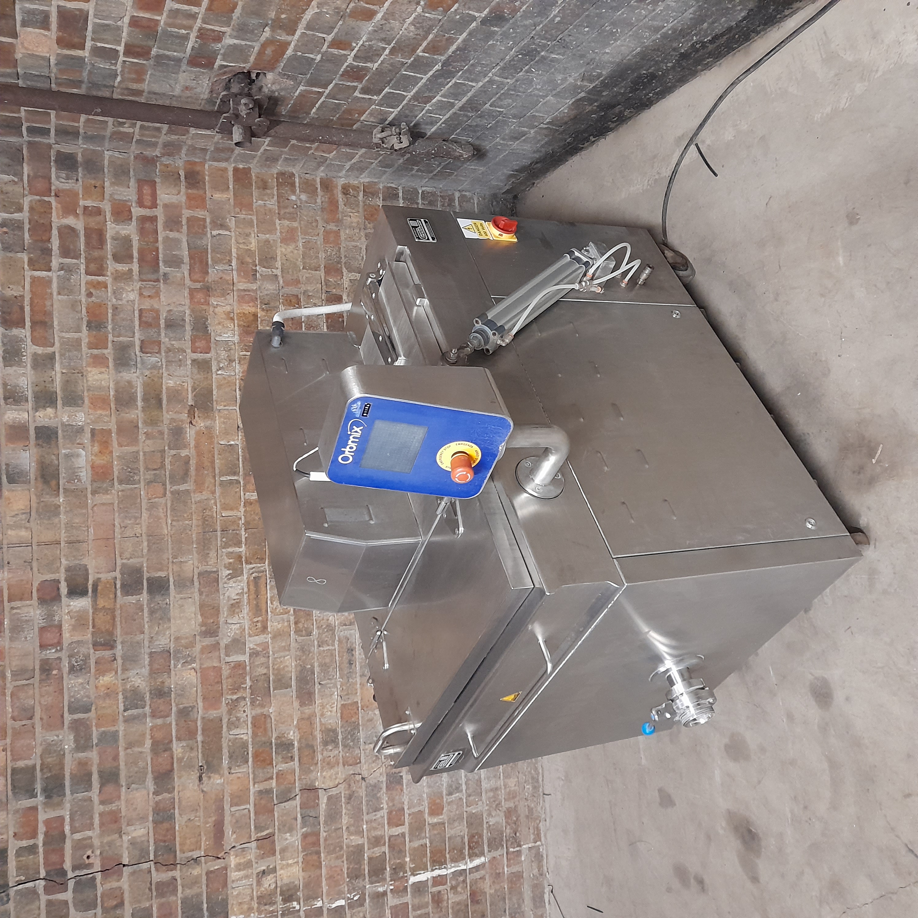 Used Orb Mix Heating Vessel