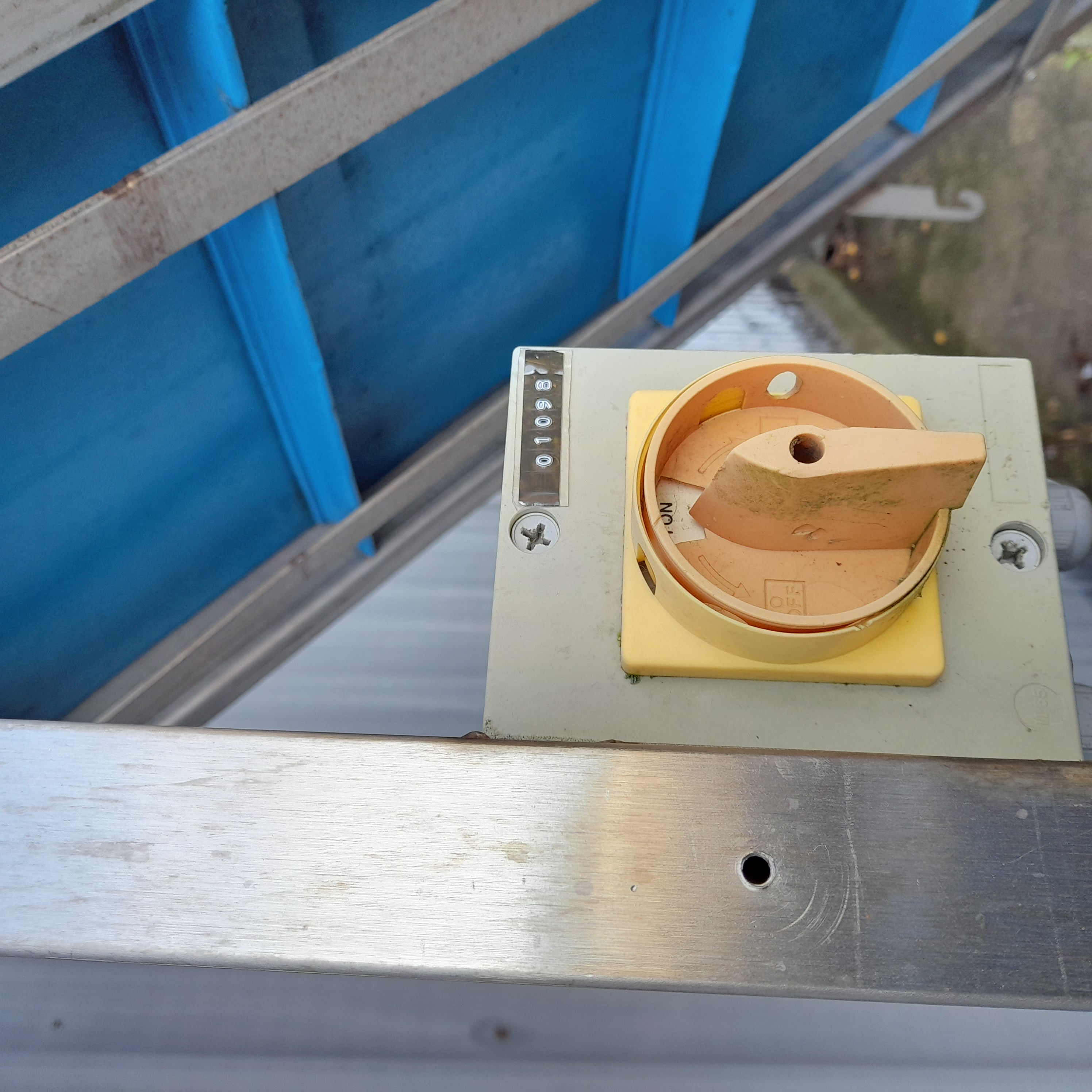 Used Incline Conveyor