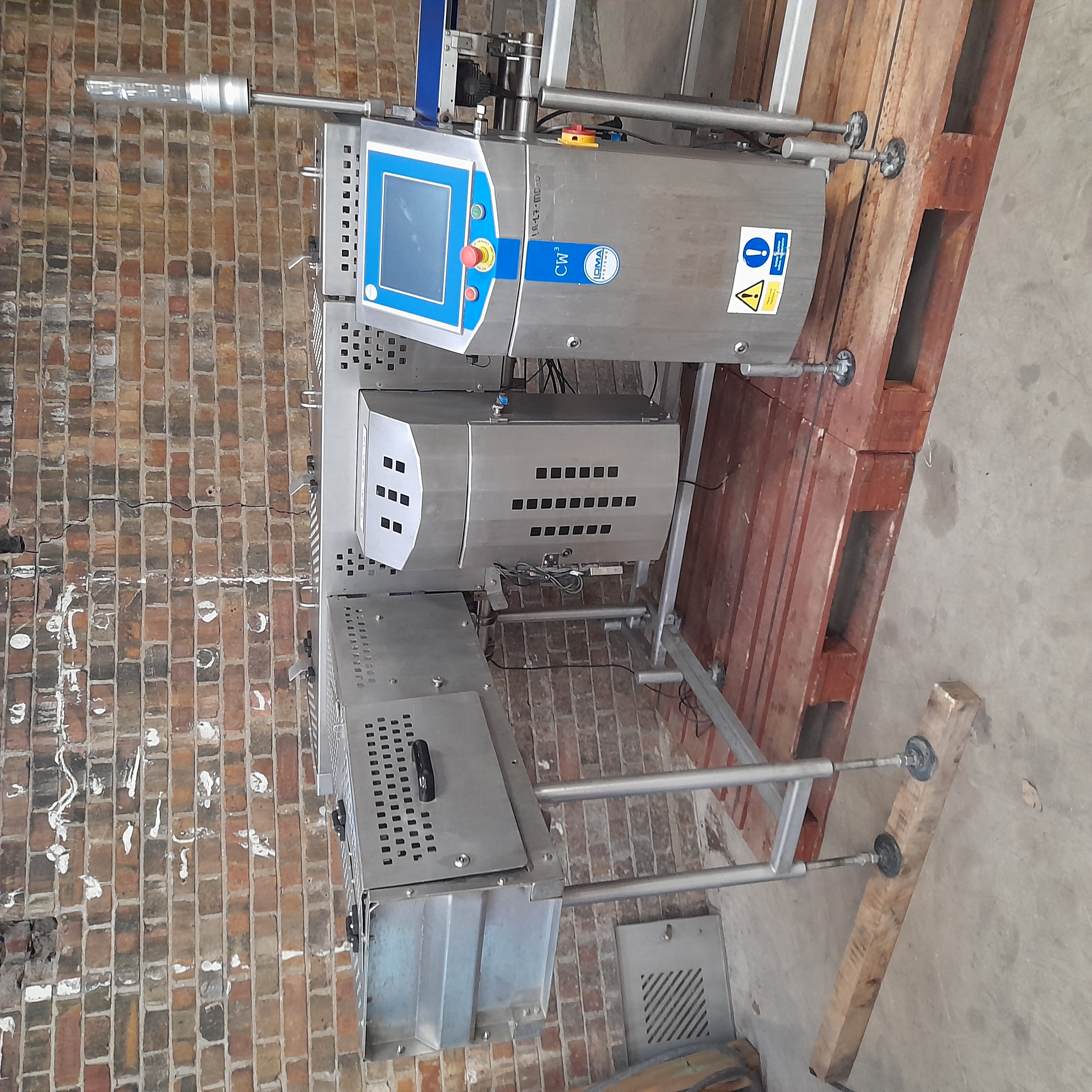 Used Loma IQ3 Metal Detector, Checkweigher & Bins