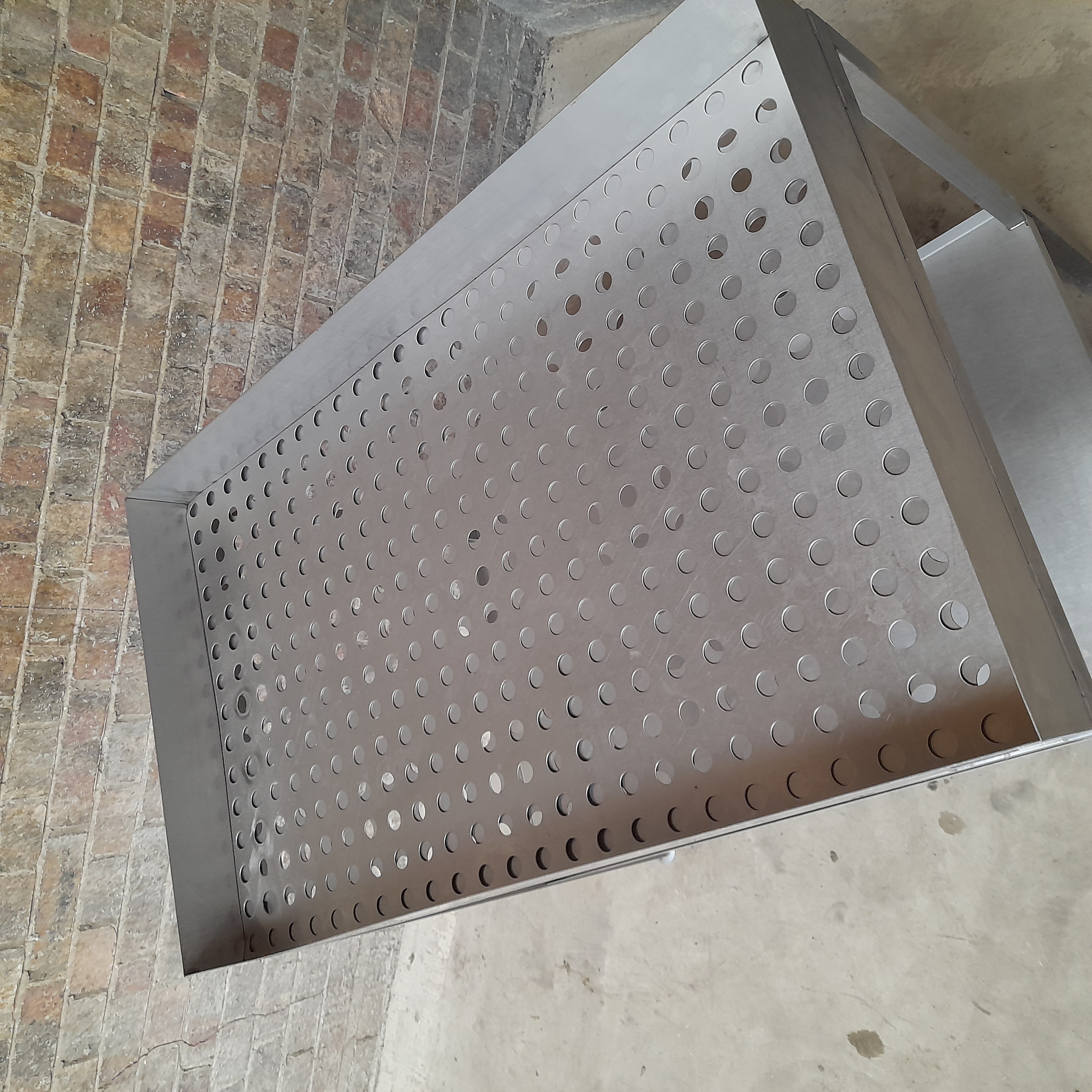 Used Stainless Steel Sieve Table