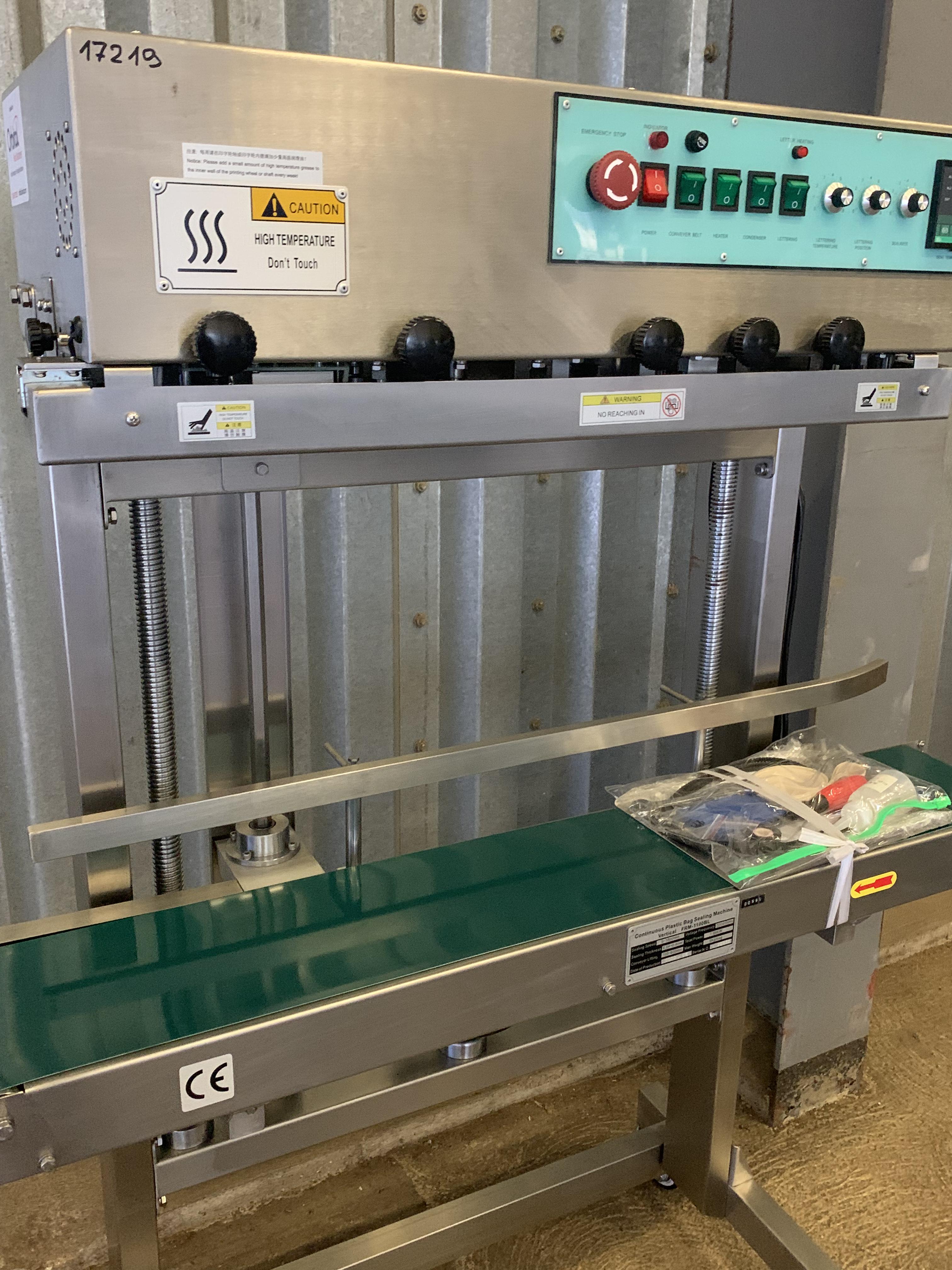 Used Continuous Plastic Bag Sealing Machine