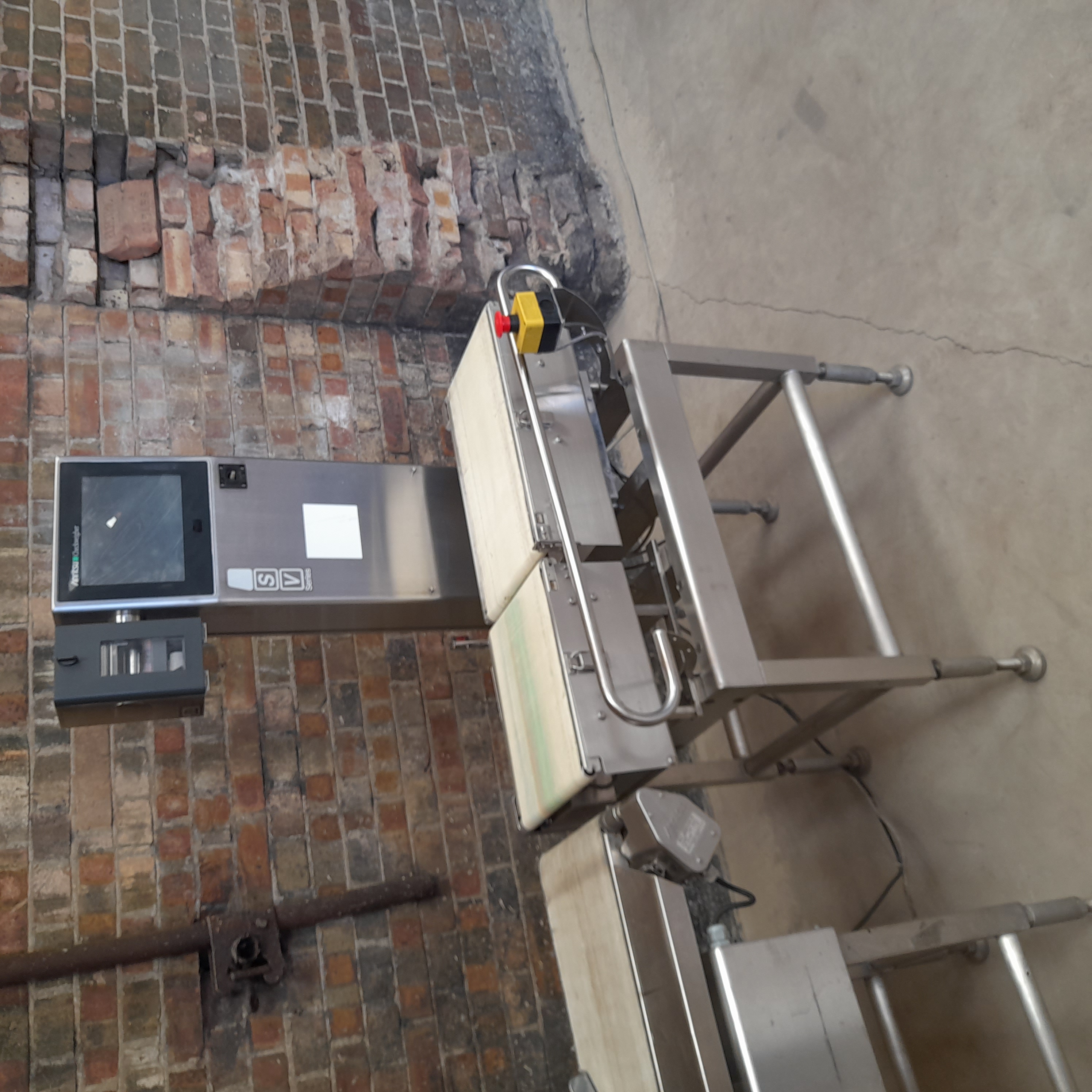 Used Anritsu Checkweigher & Rejector