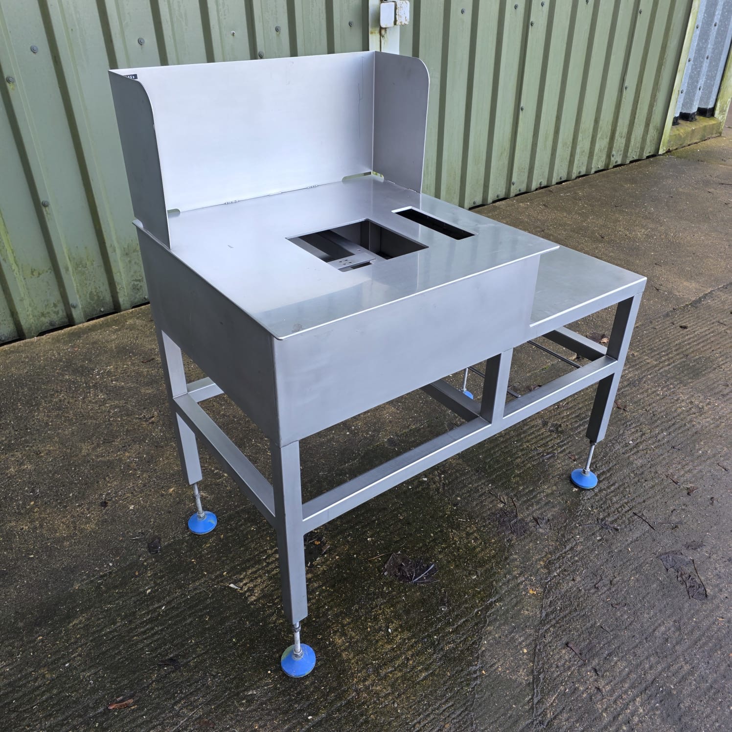 Used Weigh Table