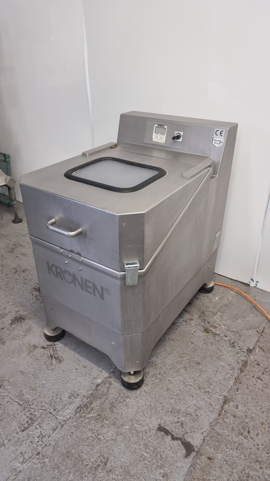 Used Used Kronen vegetable and lettuce spin dryer
