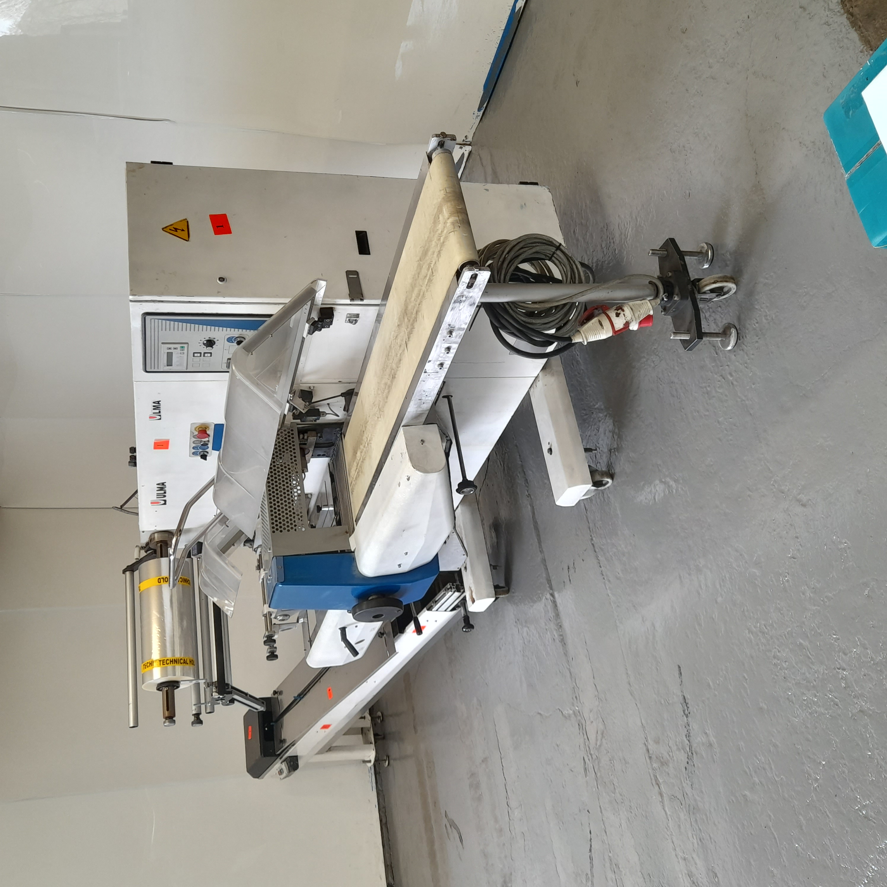 Used 2000 Ulma Atlanta Flow Wrapper