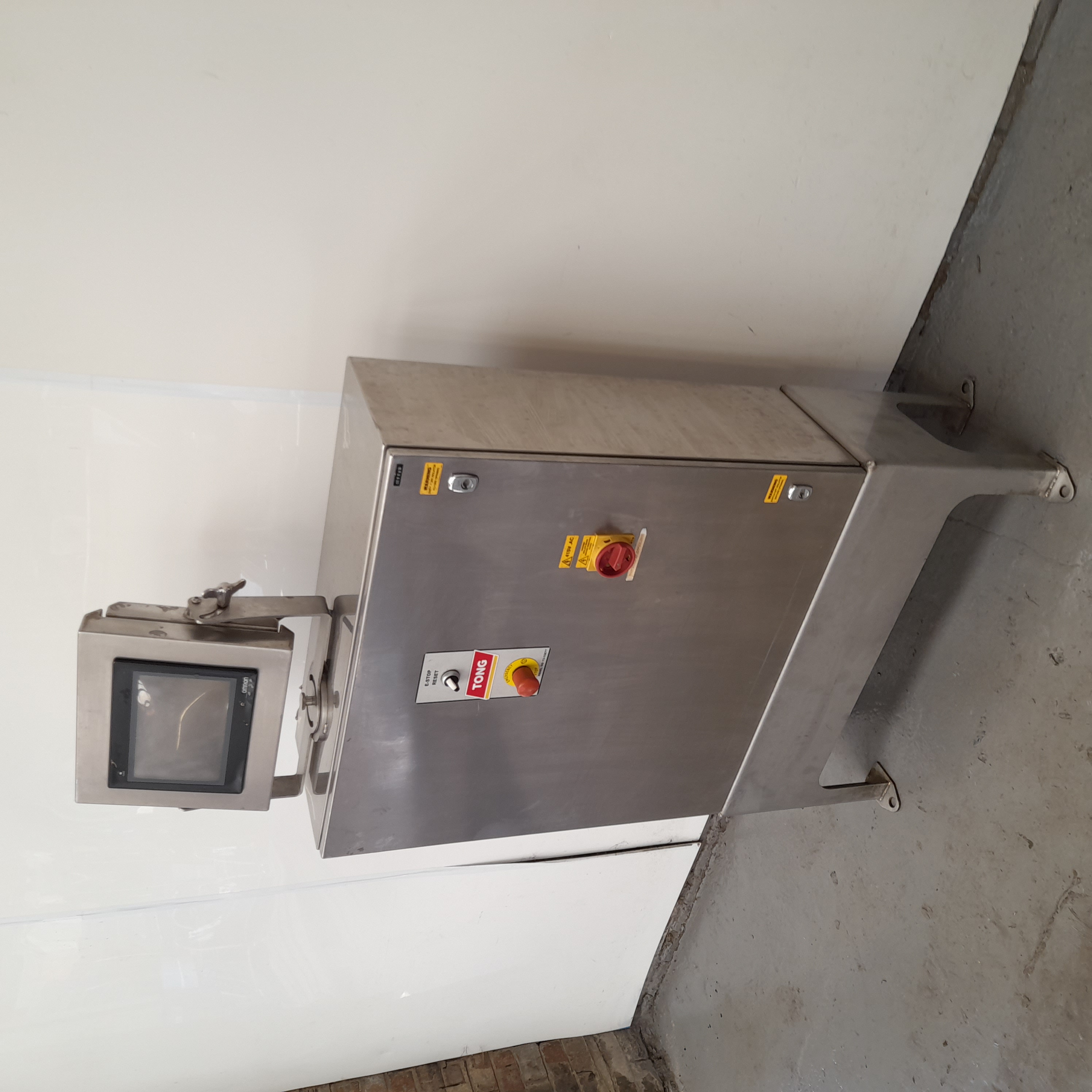 Used 2016 Tong Conveyor