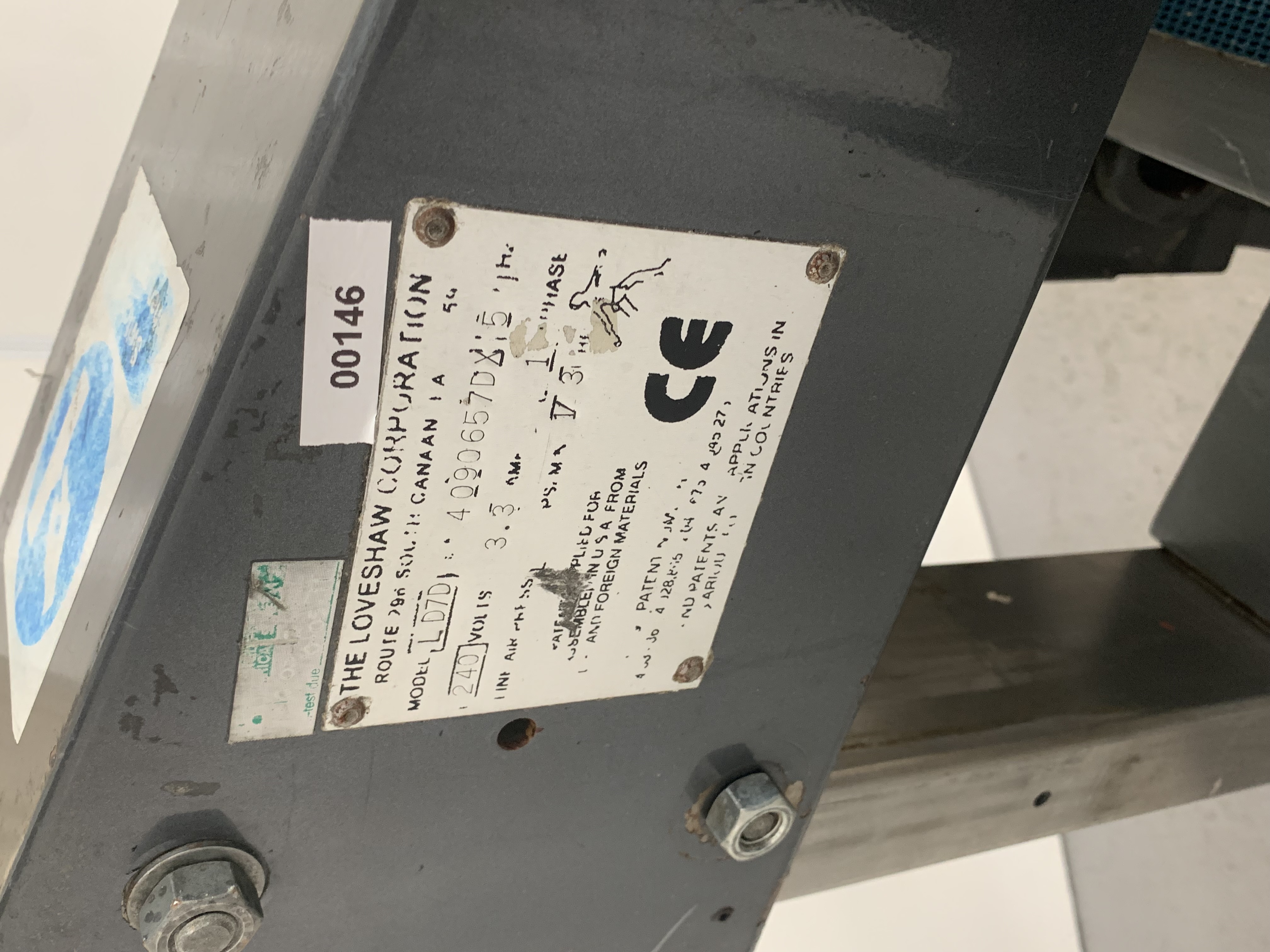 Used Used Box Tapper