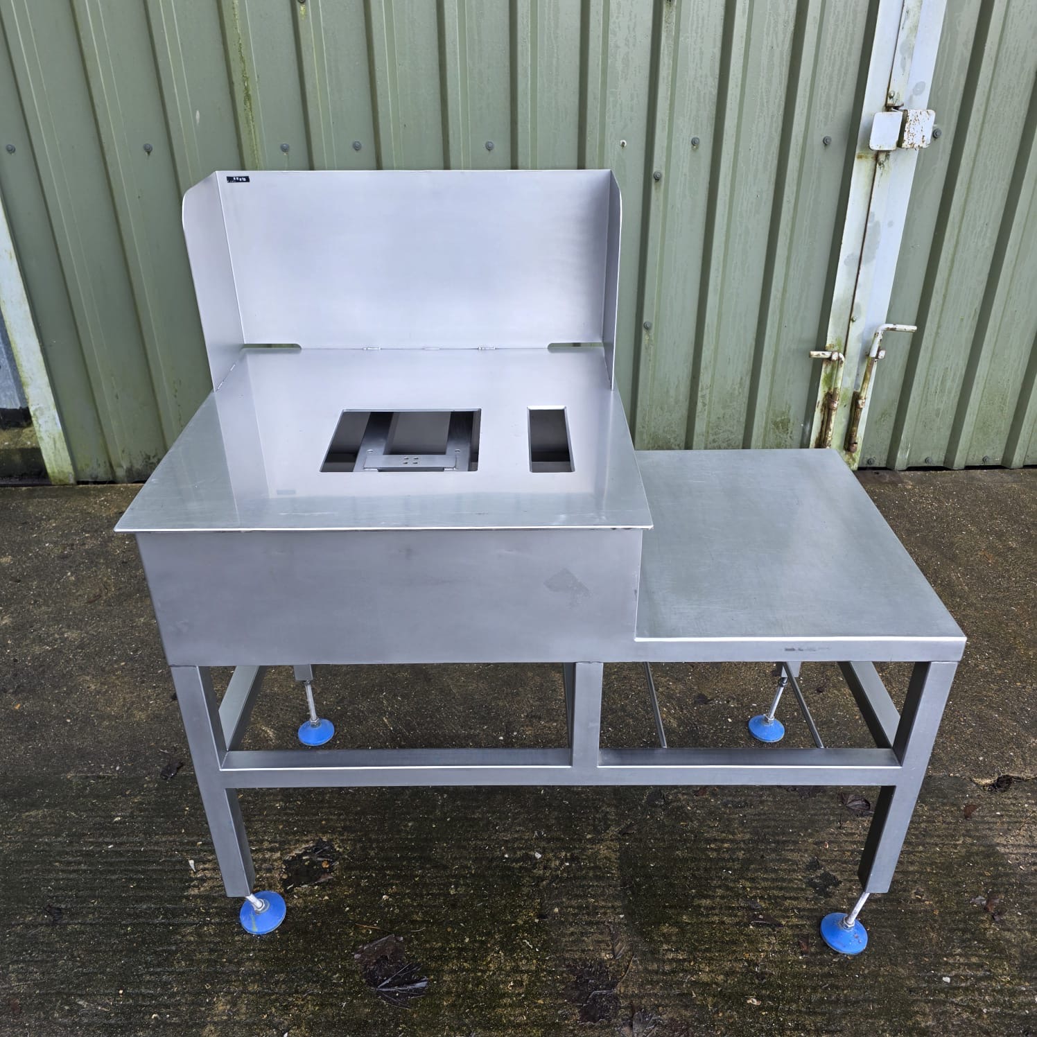Used Weigh Table