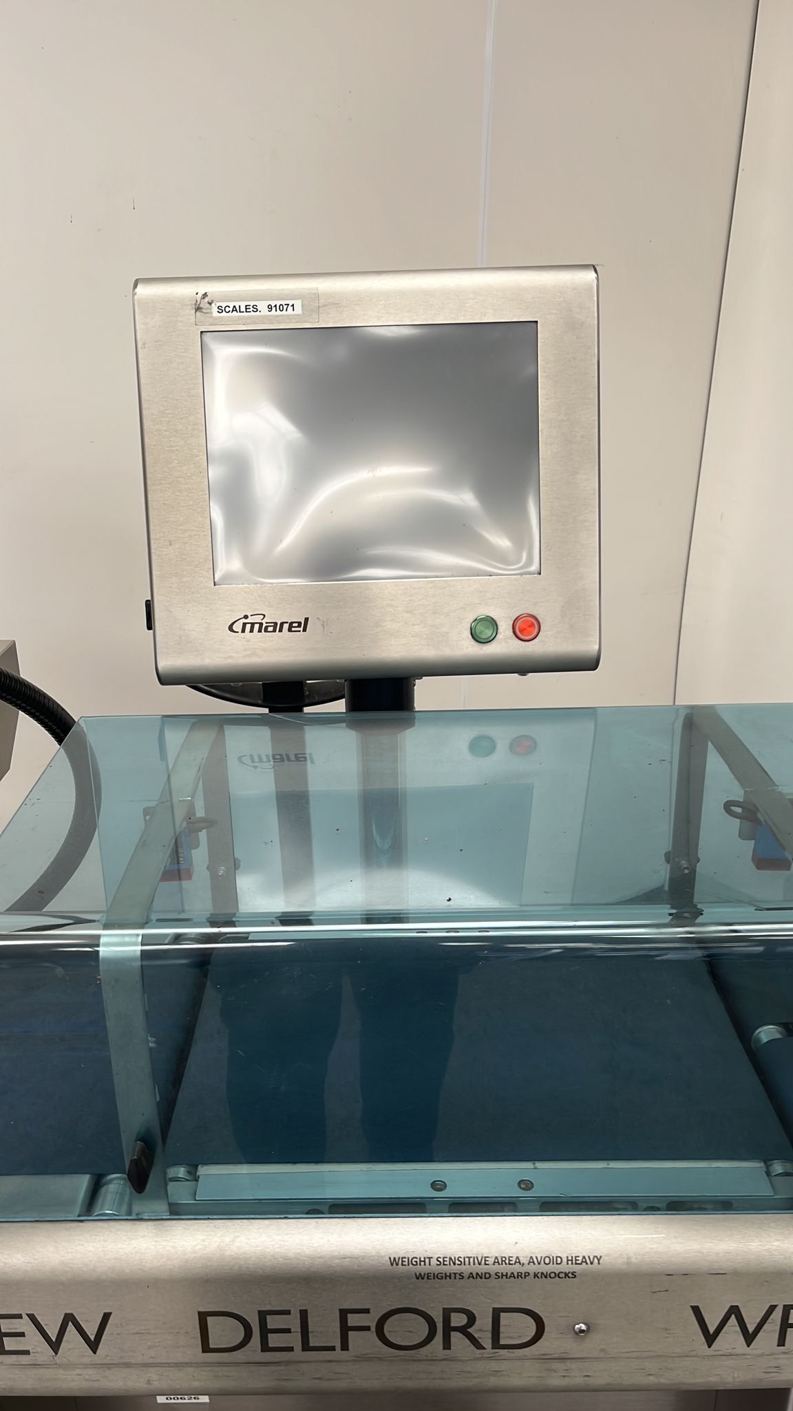Used Merel Checkweigher and Label Applicator