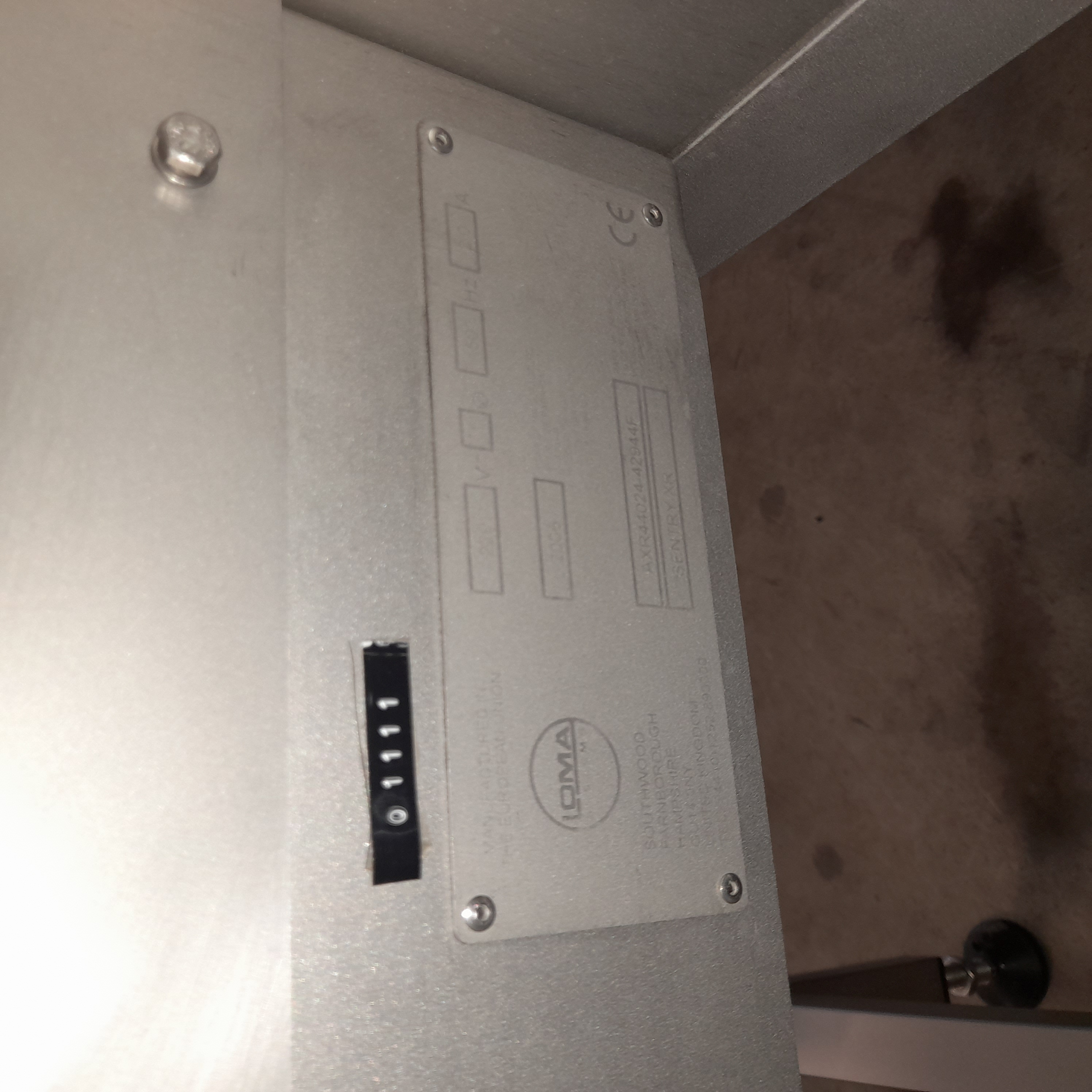 Used Loma Systems Sentry XR - XRay Machine