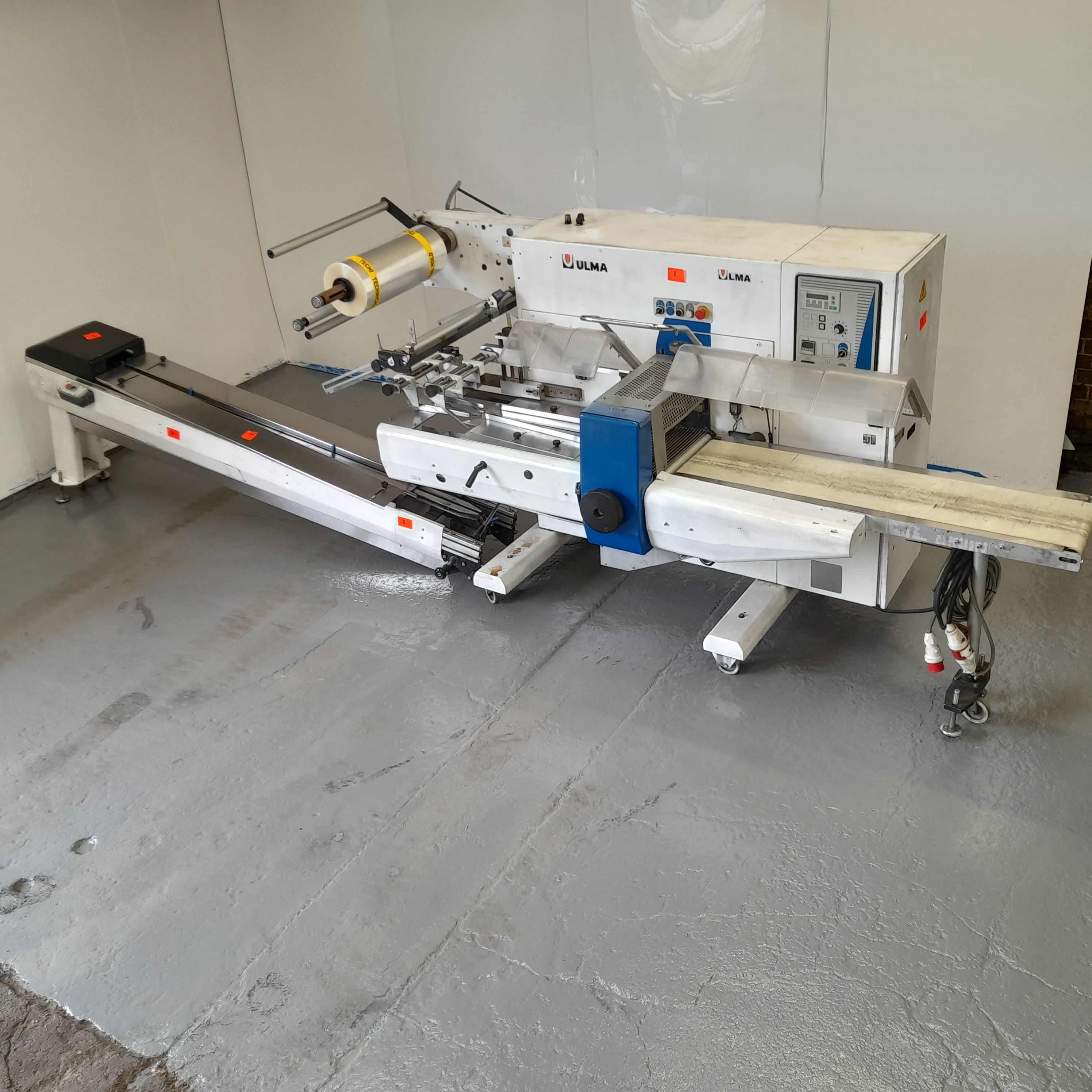 Used 2000 Ulma Atlanta Flow Wrapper