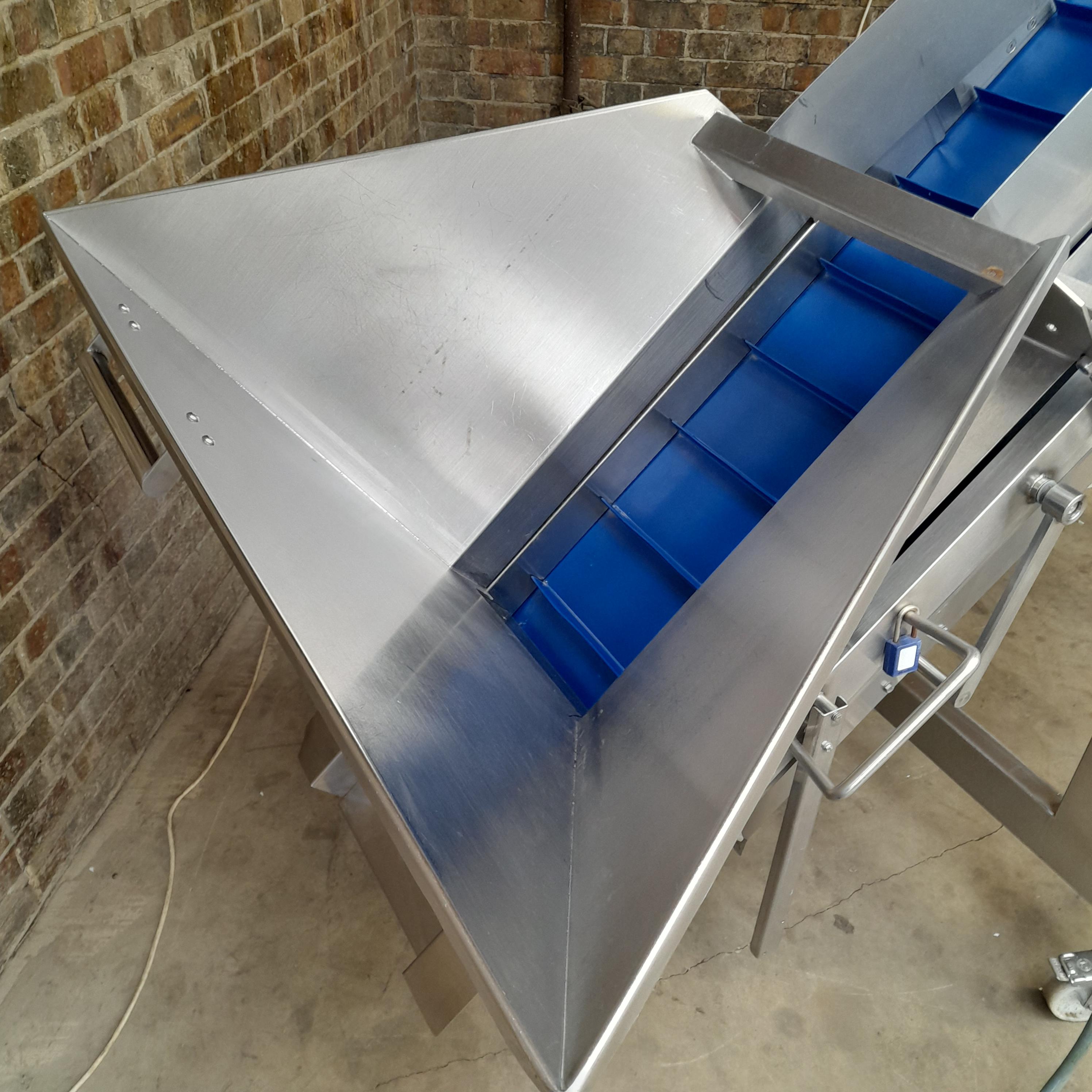 Used Incline Conveyor