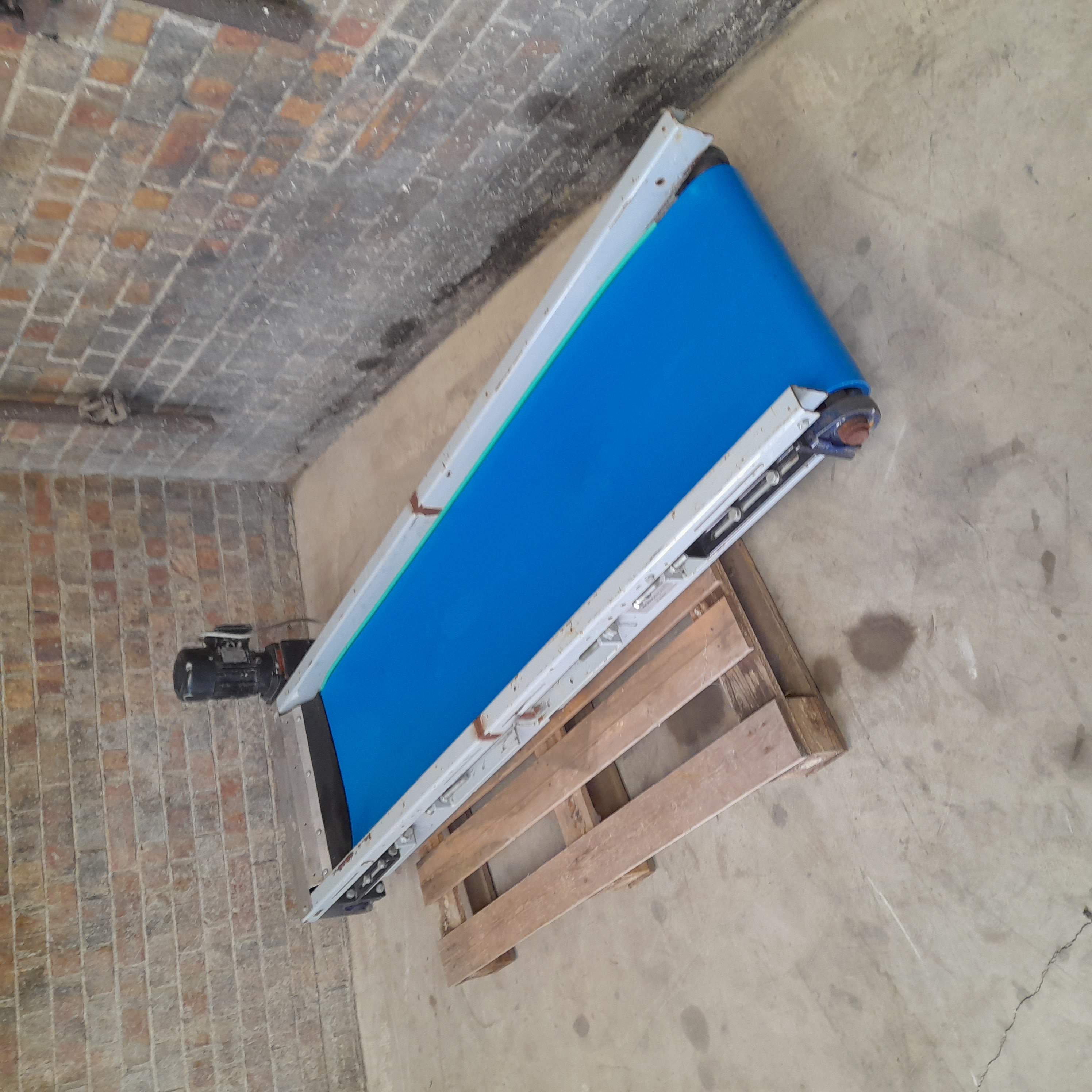 Used Straight Conveyor