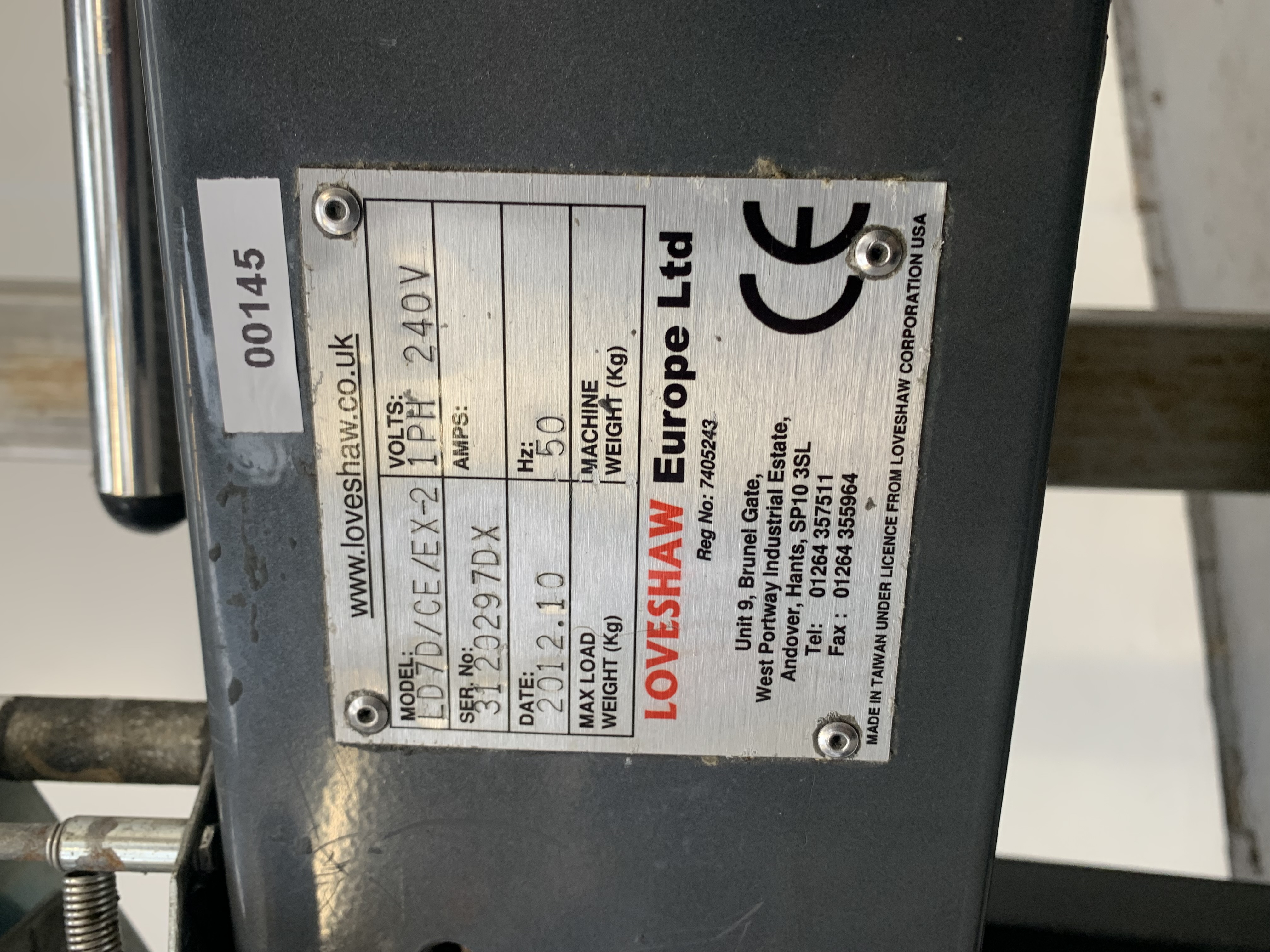 Used Used Box Tapper