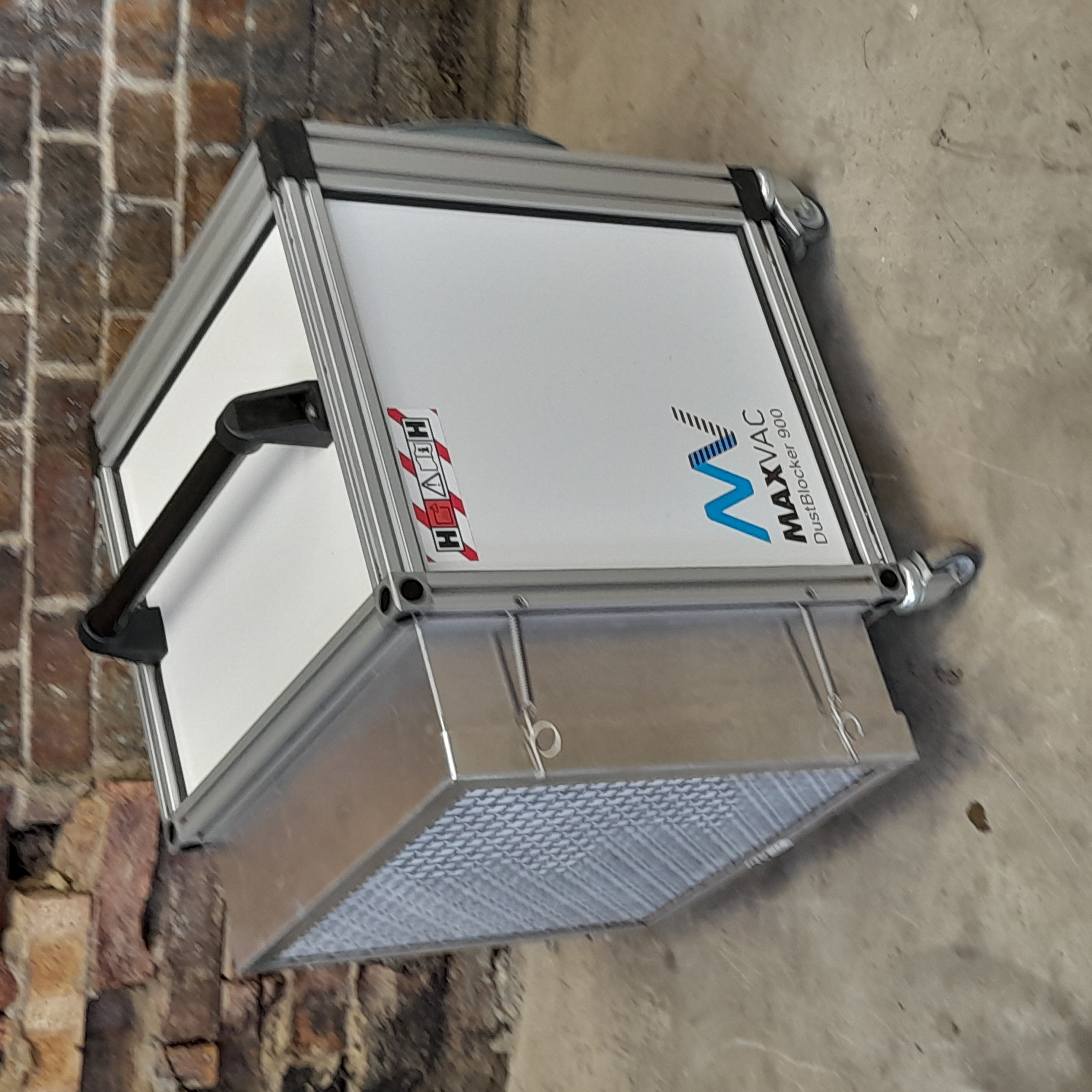 Used Max Vac (DB900) Dust Blocker