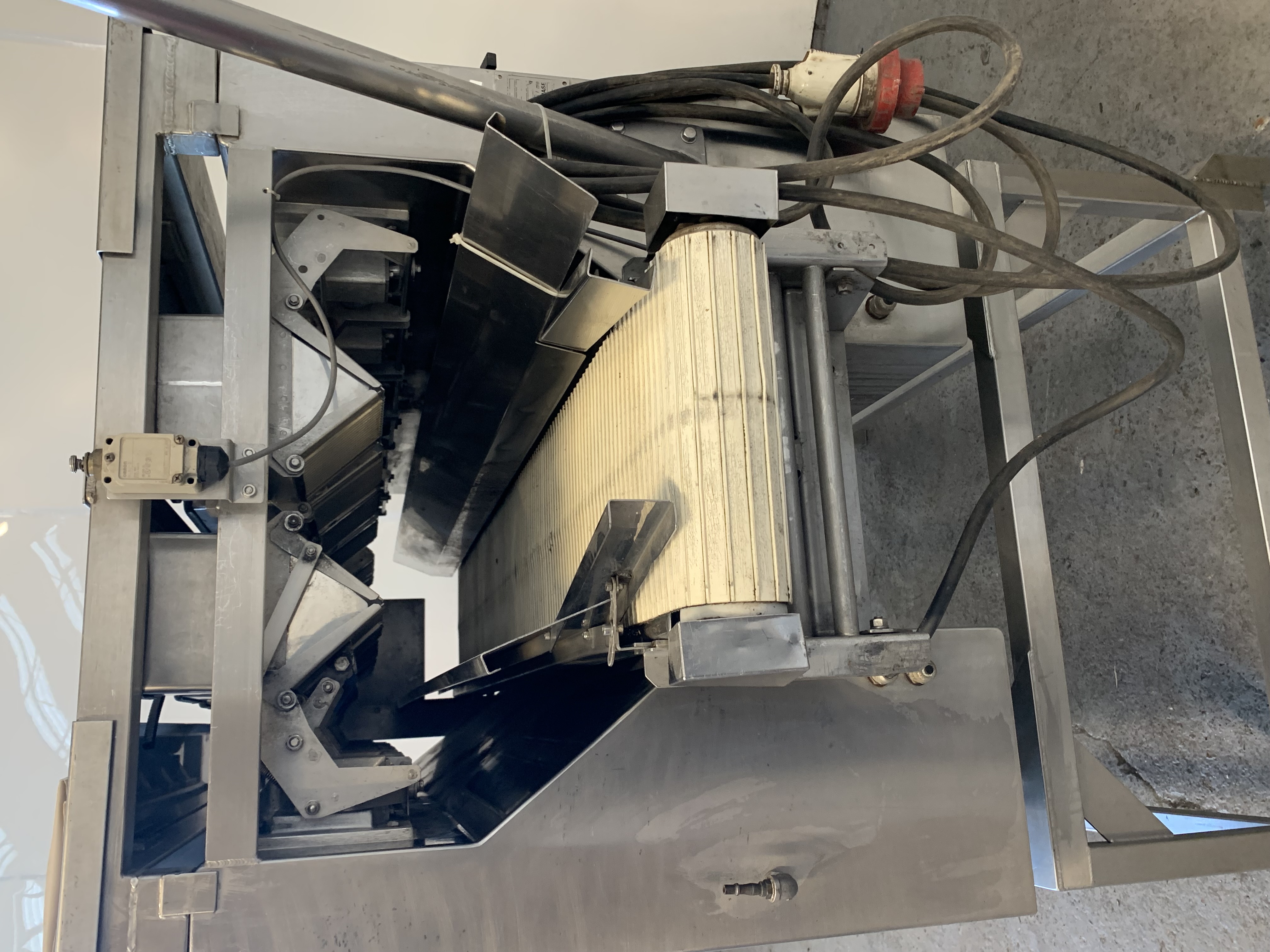 Used GROTE tortilla wrap gluer