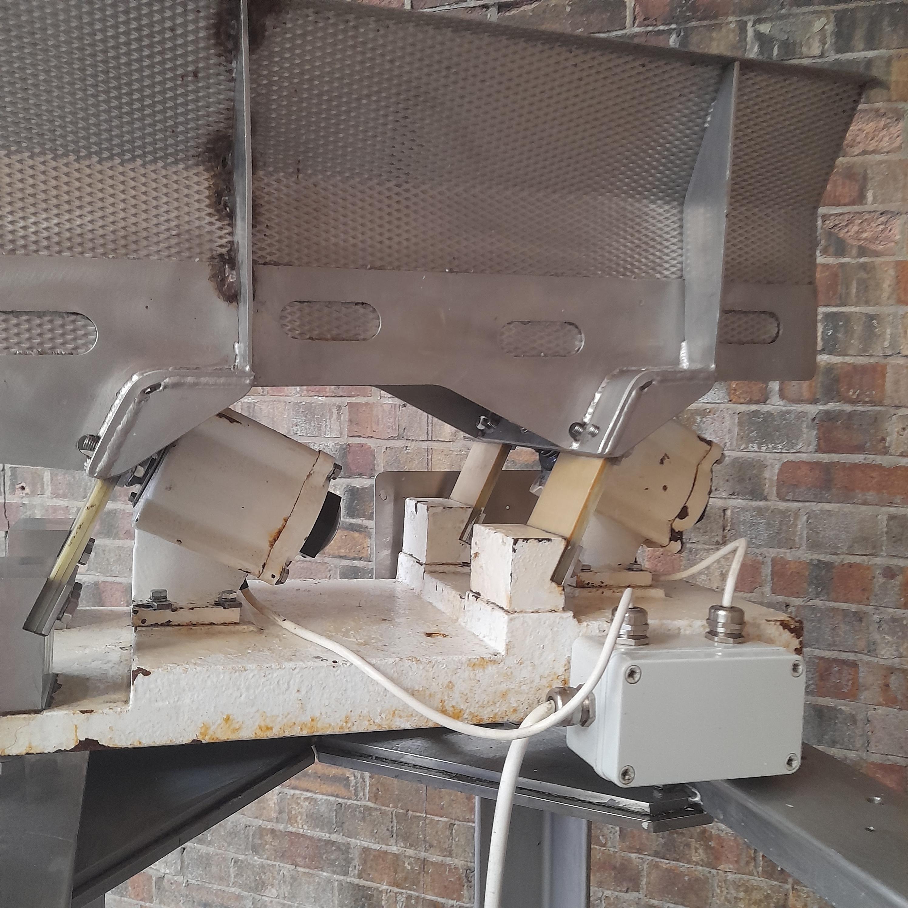 Used Vibratory Feeder