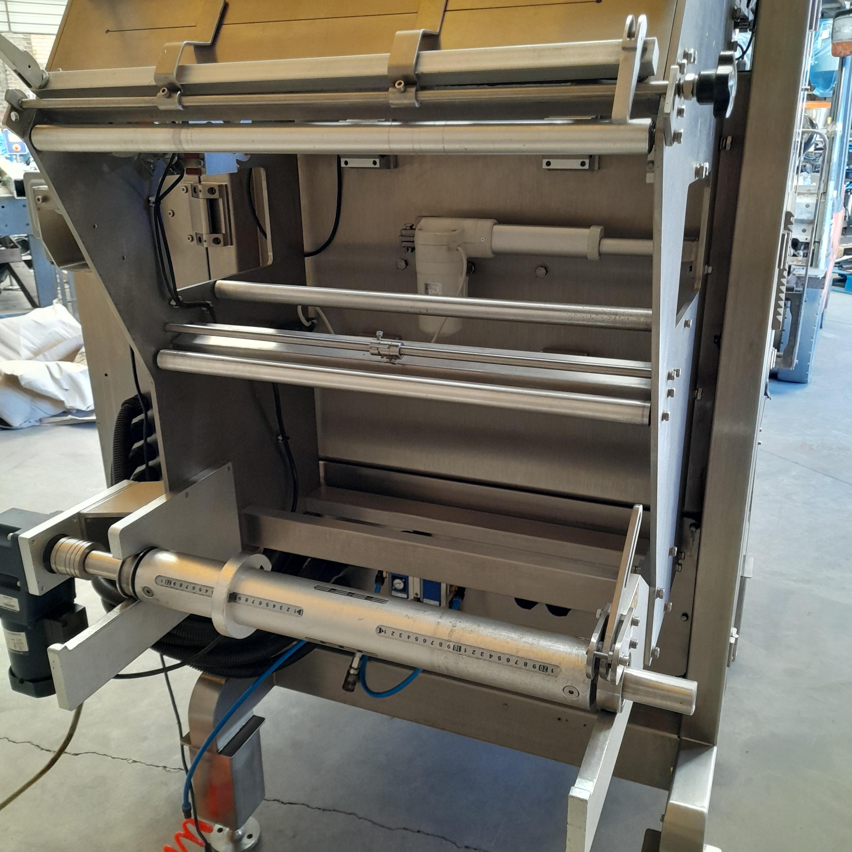 Used Vertical Form Fill Seal Bagging Machine